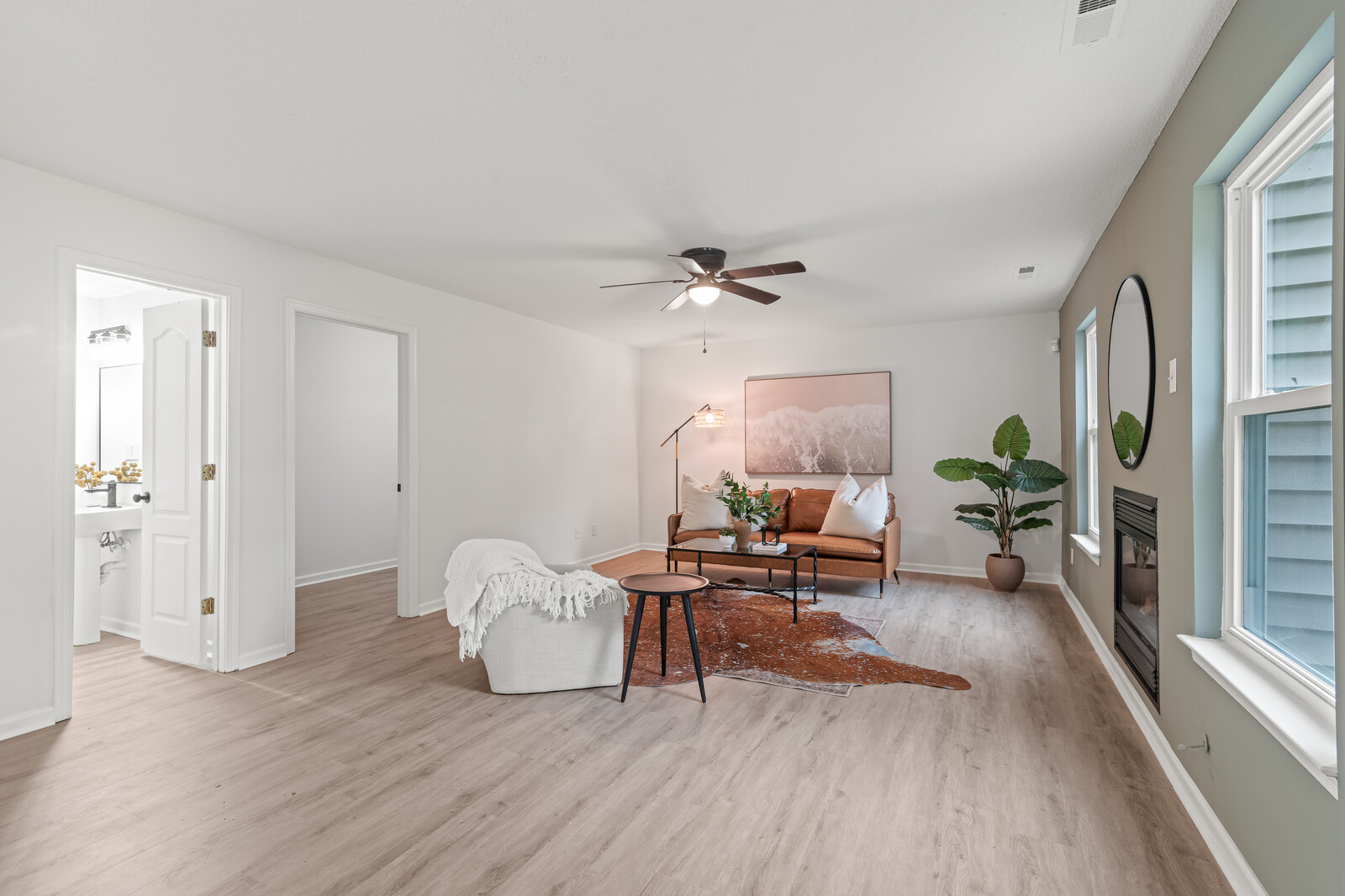 Newport News, Virginia, 23602-8360, United States, 5 Bedrooms Bedrooms, ,3 BathroomsBathrooms,Residential,For Sale,1938191
