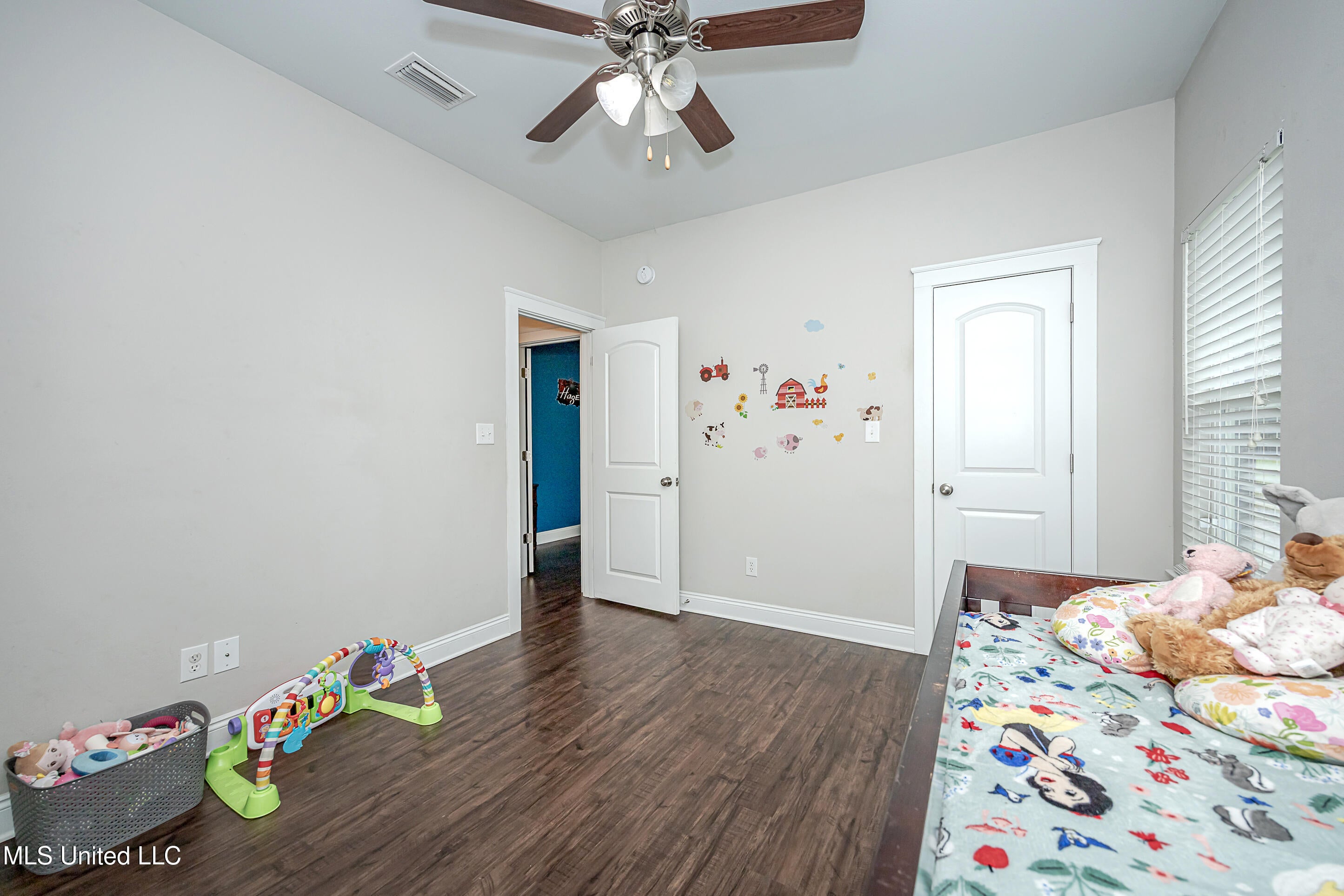 Vancleave, Mississippi, 39565, United States, 4 Bedrooms Bedrooms, ,2 BathroomsBathrooms,Residential,For Sale,1927401