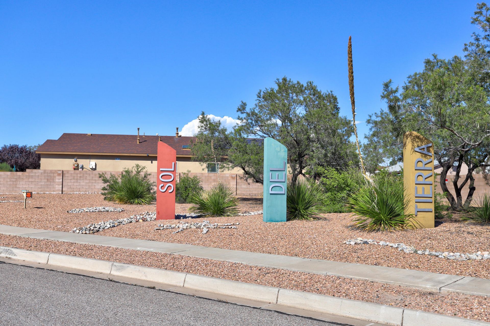 Redwood St, Rio Rancho, NM 87124 #1