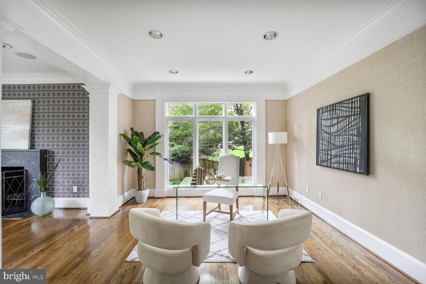 Washington, District of Columbia, 20016, United States, 5 Bedrooms Bedrooms, ,6 BathroomsBathrooms,Residential,For Sale,1896889