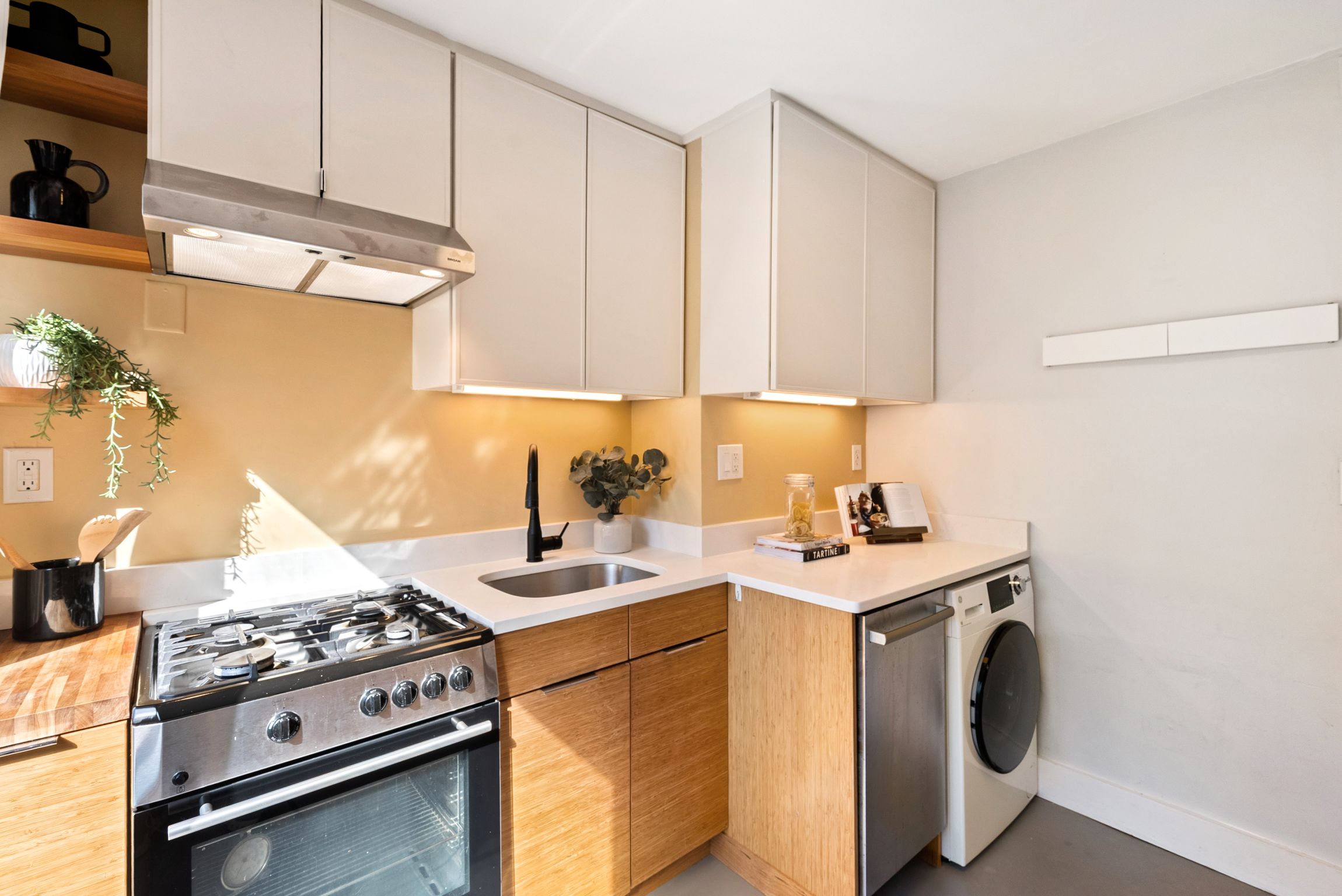  12 Chauncy Street - Unit 4, Cambridge, MA, 02138 - 物件實景