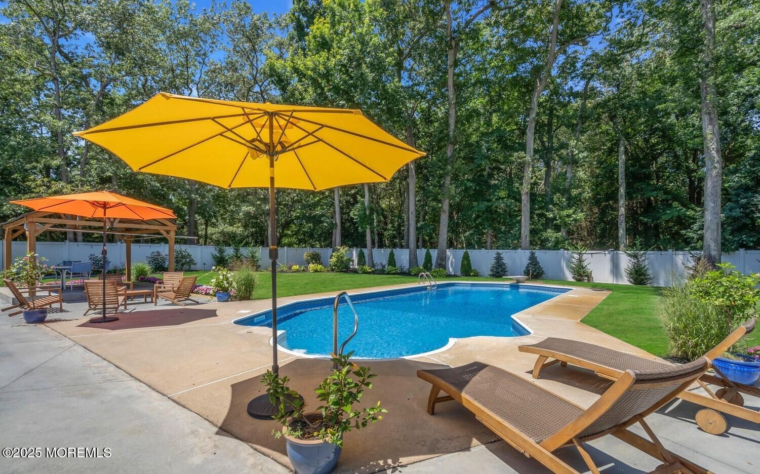 Toms River, New Jersey, 08755, United States, 4 Bedrooms Bedrooms, ,3 BathroomsBathrooms,Residential,For Sale,2006362