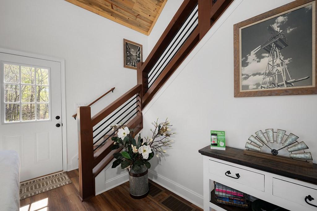 Ellijay, Georgia, 30540, United States, 4 Bedrooms Bedrooms, ,4 BathroomsBathrooms,Residential,For Sale,1752993