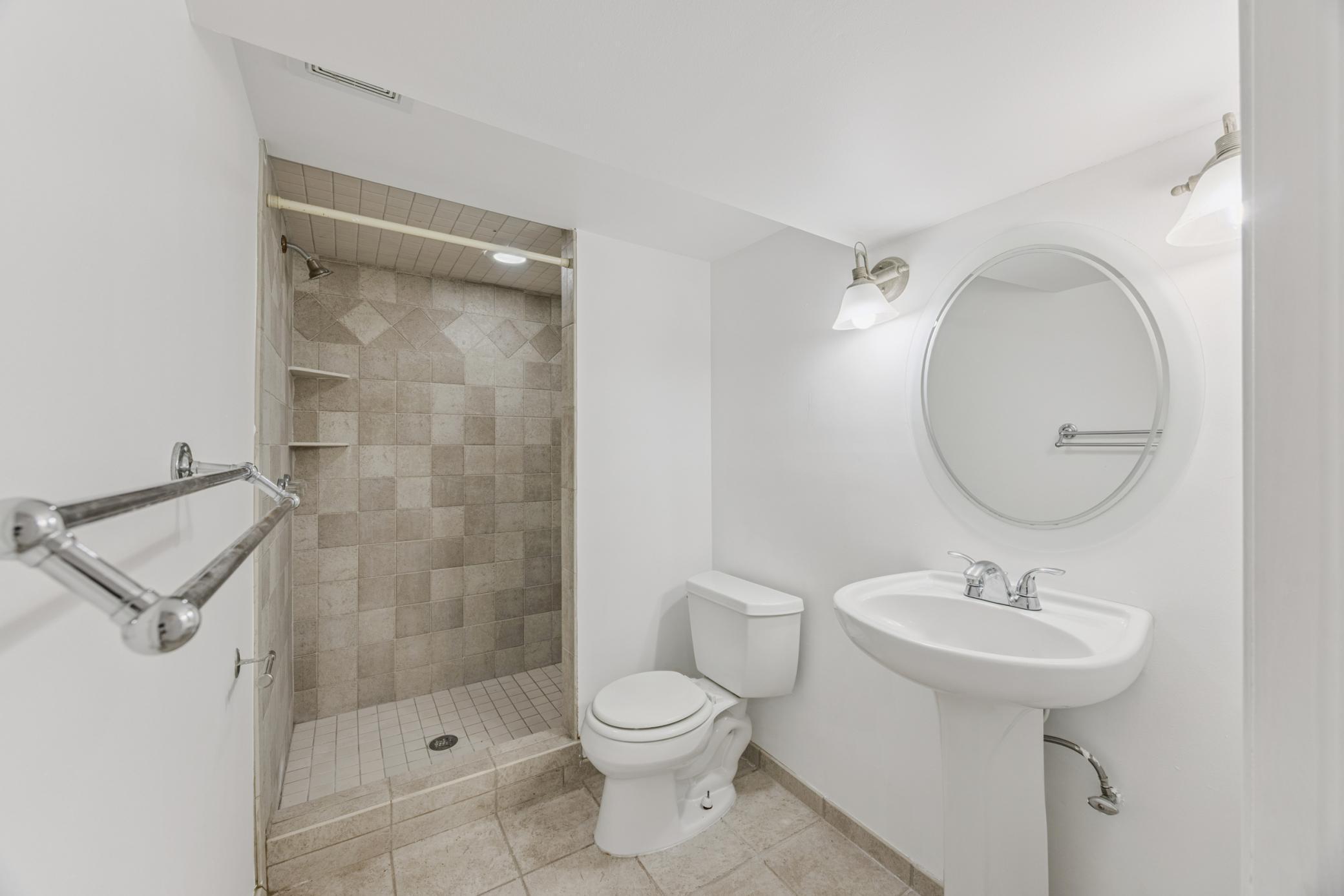 Minneapolis, Minnesota, 55410, United States, 4 Bedrooms Bedrooms, ,1 BathroomBathrooms,Residential,For Sale,1997113