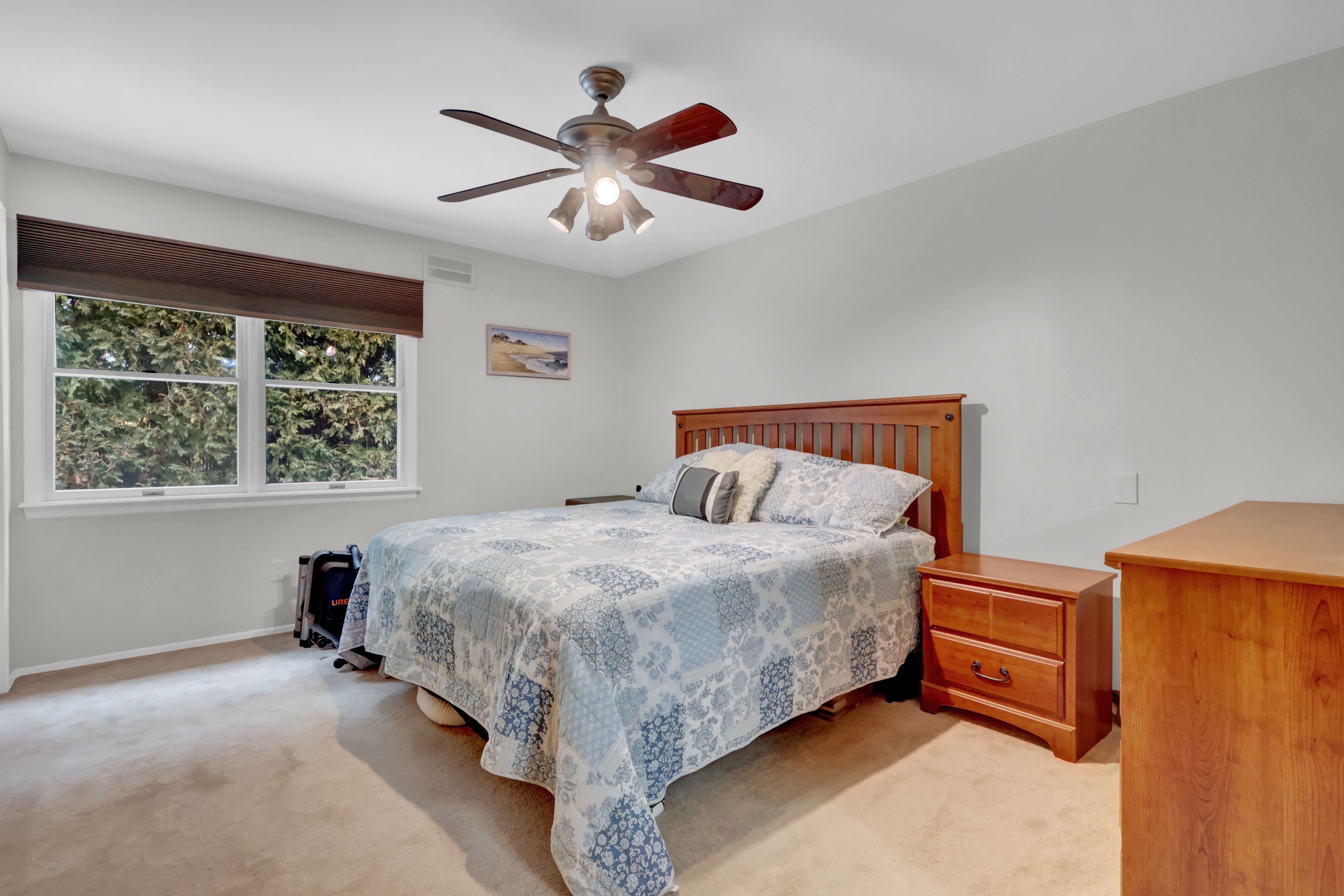  11 Primrose Lane, North Babylon, NY, 11703 - 物件實景