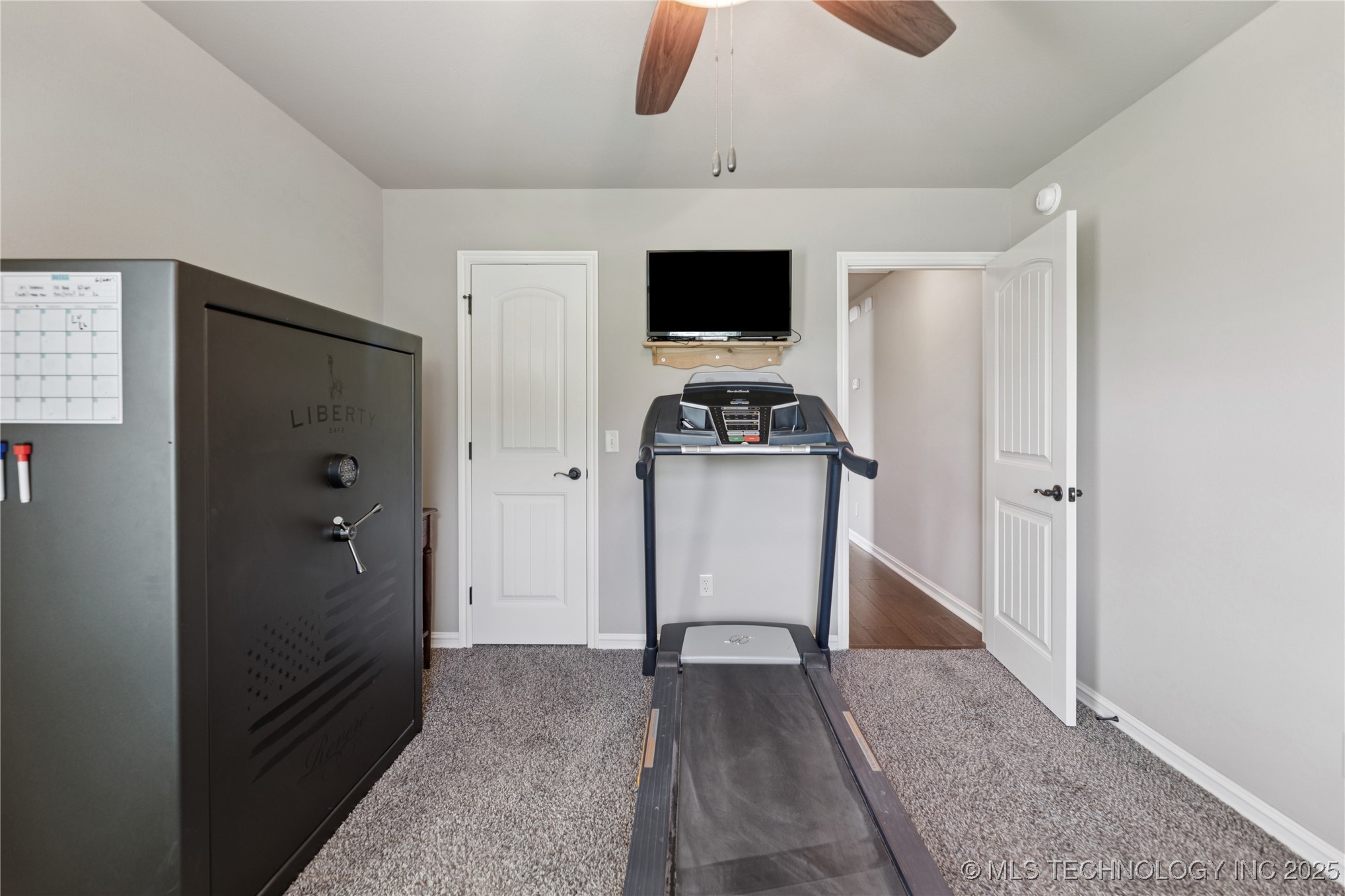 Kiefer, Oklahoma, 74041, United States, 3 Bedrooms Bedrooms, ,2 BathroomsBathrooms,Residential,For Sale,1917885