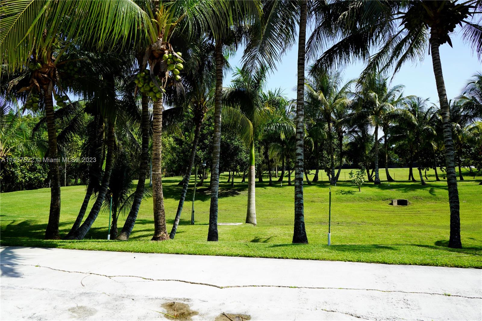 6500 Volunteer, Southwest Ranches, Florida, 33330, United States, 8 Bedrooms Bedrooms, ,7 BathroomsBathrooms,Residential,For Sale,6500 Volunteer,1453957