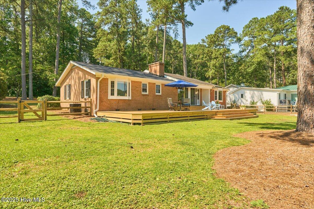 Whispering Pines, North Carolina, 28327, United States, 2 Bedrooms Bedrooms, ,2 BathroomsBathrooms,Residential,For Sale,1997179