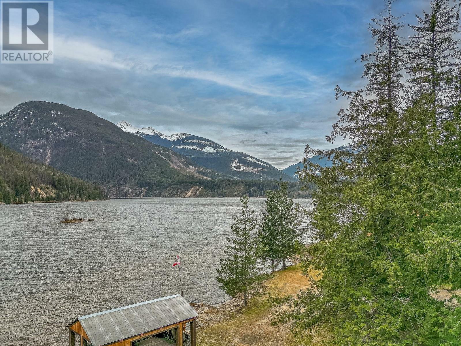 REVELSTOKE, British Columbia, V0E 2S0, CA, 4 Bedrooms Bedrooms, ,2 BathroomsBathrooms,Residential,For Sale,1838033