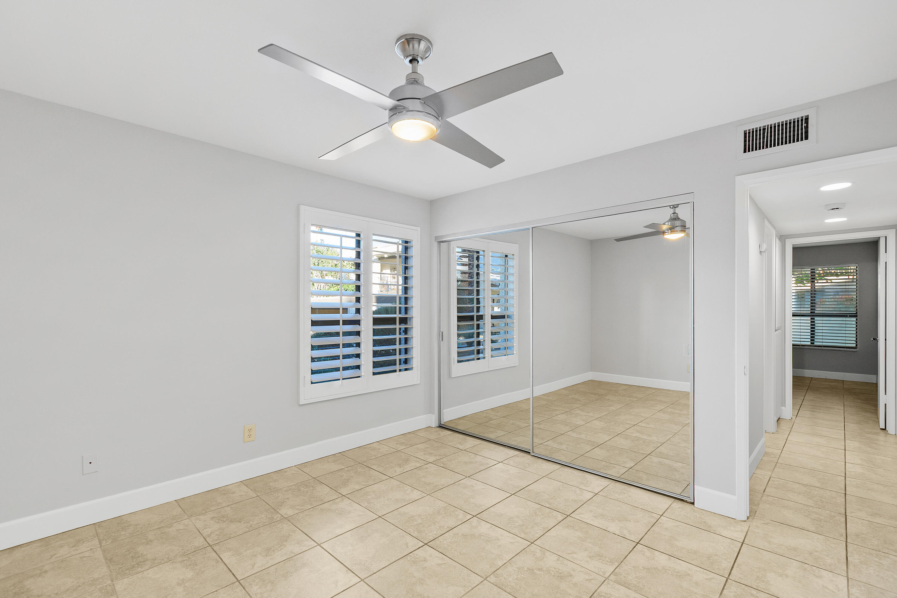 Palm Springs, California, 92264, United States, 3 Bedrooms Bedrooms, ,2 BathroomsBathrooms,Residential,For Sale,1998935