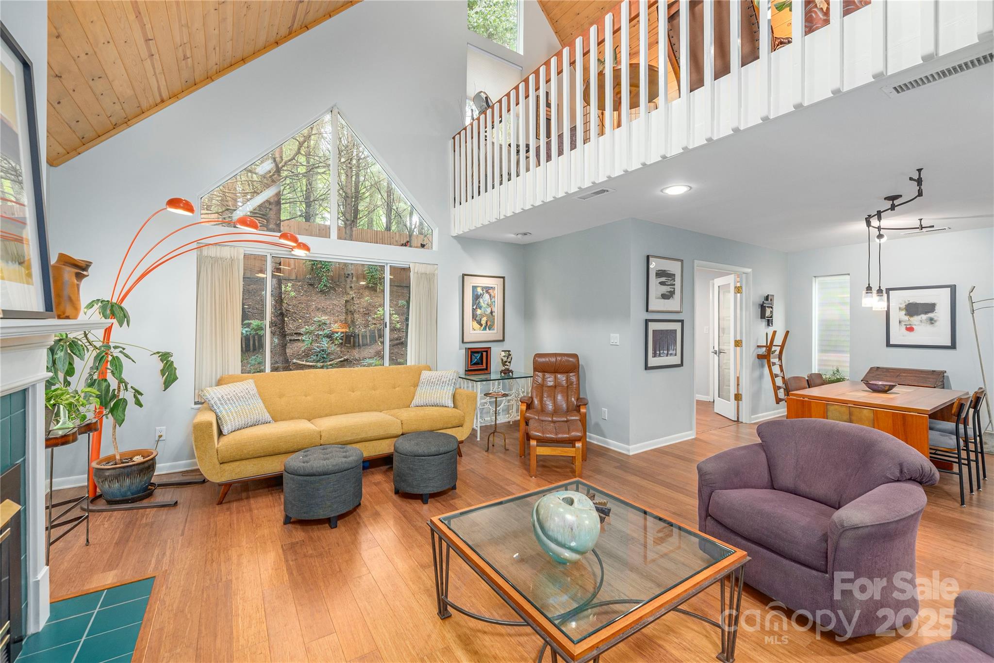 Asheville, North Carolina, 28804, United States, 3 Bedrooms Bedrooms, ,3 BathroomsBathrooms,Residential,For Sale,1905556