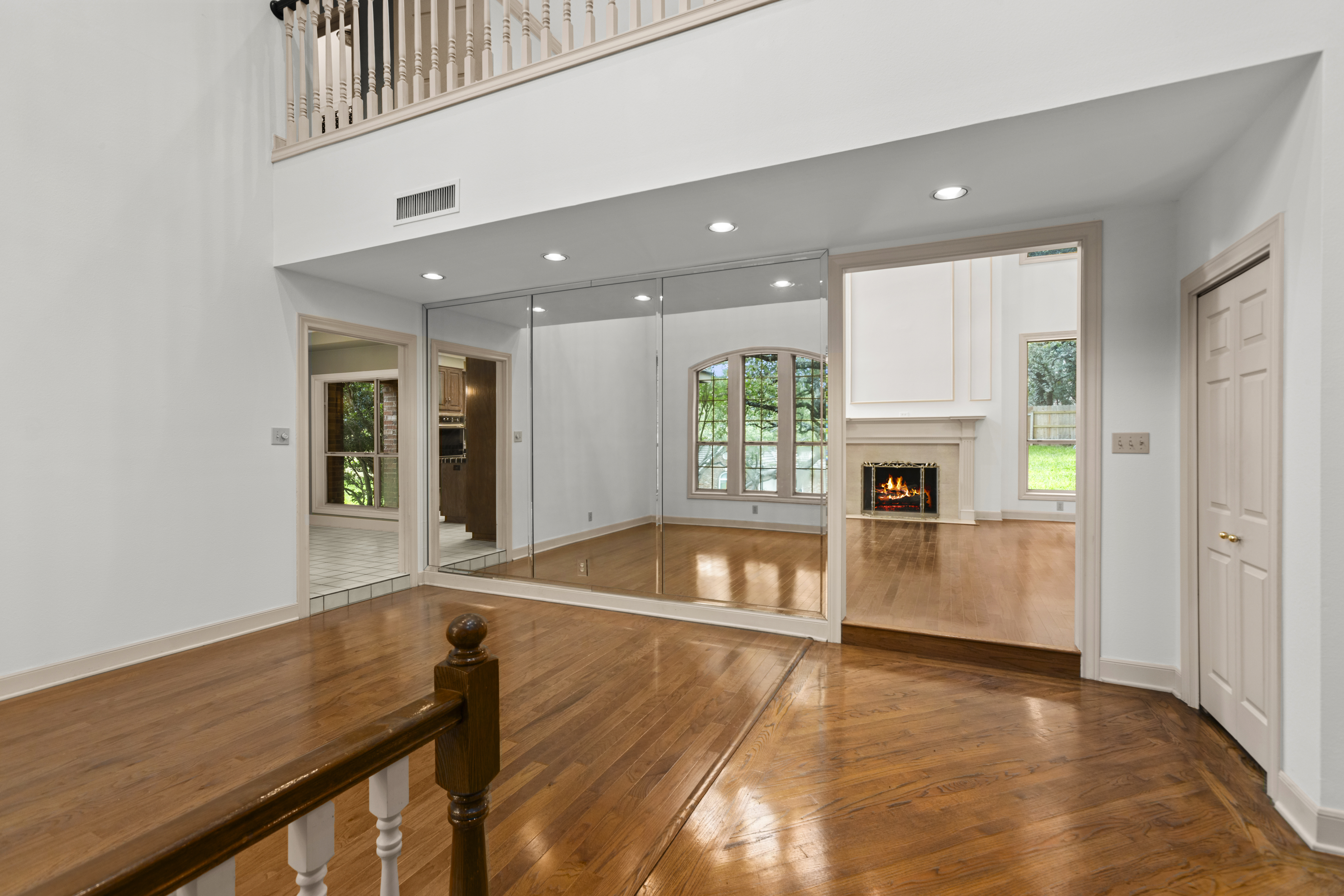  Elegant Inwood Estate Home - 物件實景
