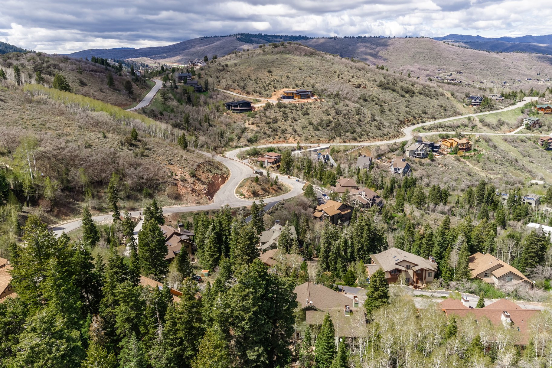  Nature-Inspired Living in the Heart of Park City