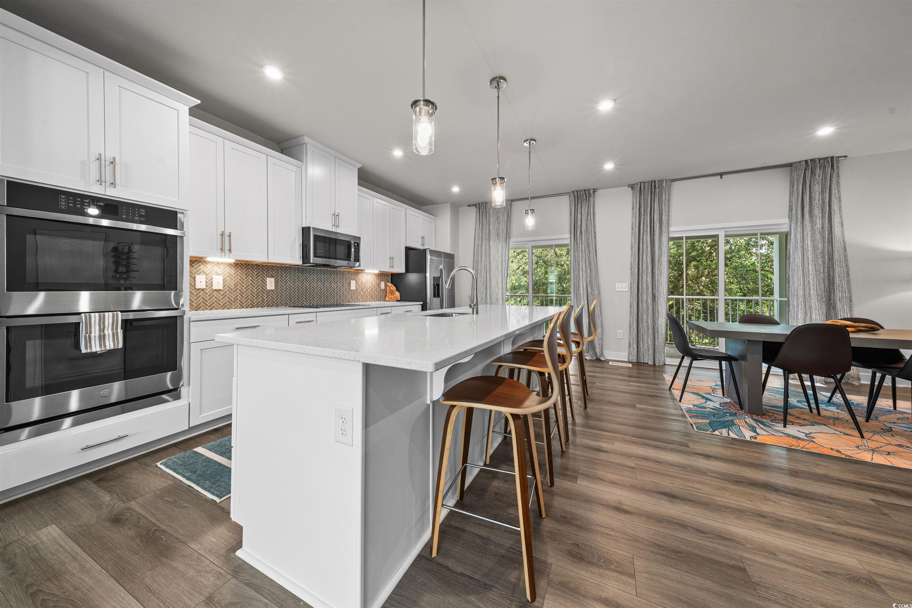 North Myrtle Beach, South Carolina, 29582, United States, 4 Bedrooms Bedrooms, ,5 BathroomsBathrooms,Residential,For Sale,1930380