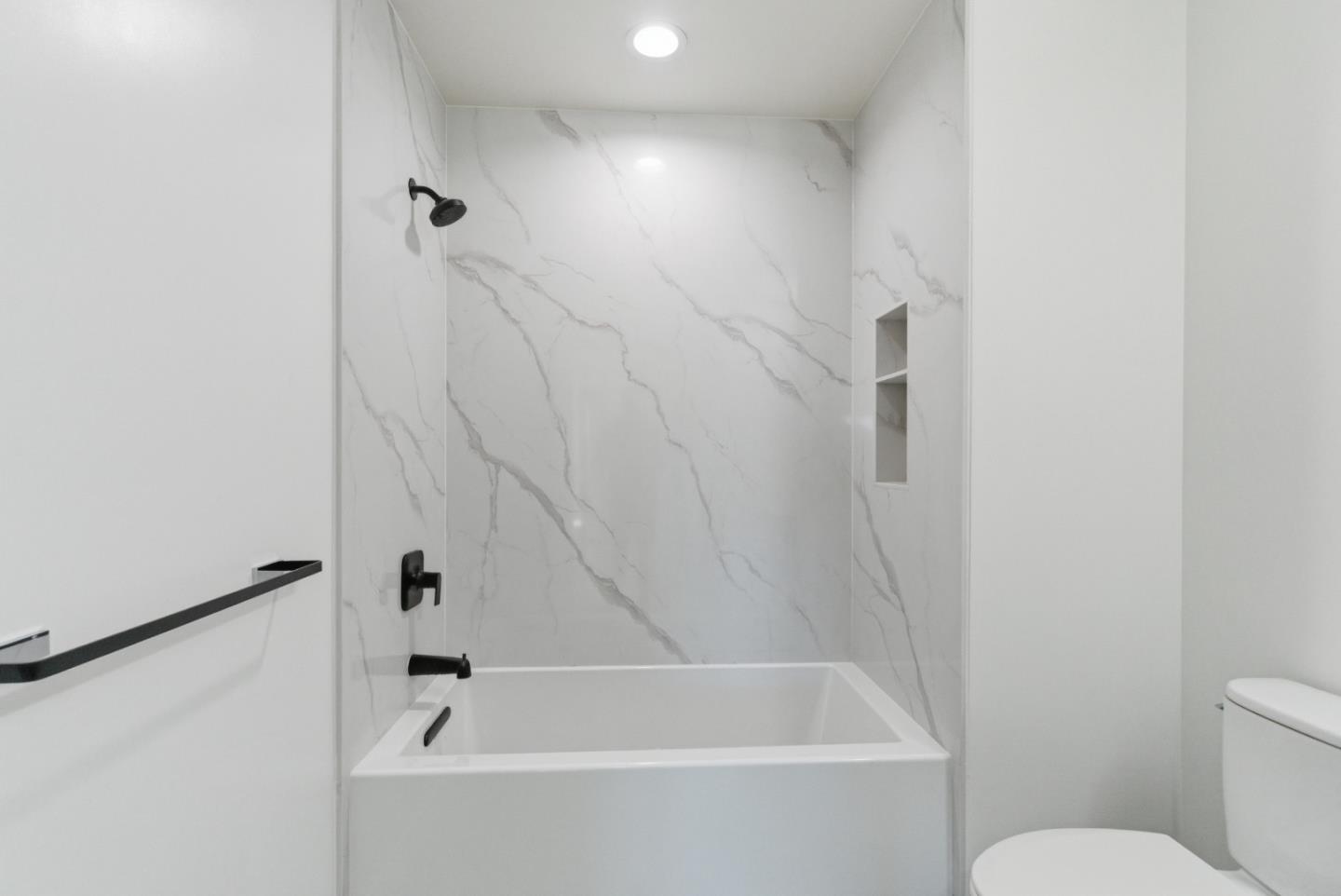 San Carlos, California, 94070, United States, 2 Bedrooms Bedrooms, ,2 BathroomsBathrooms,Residential,For Sale,2002973