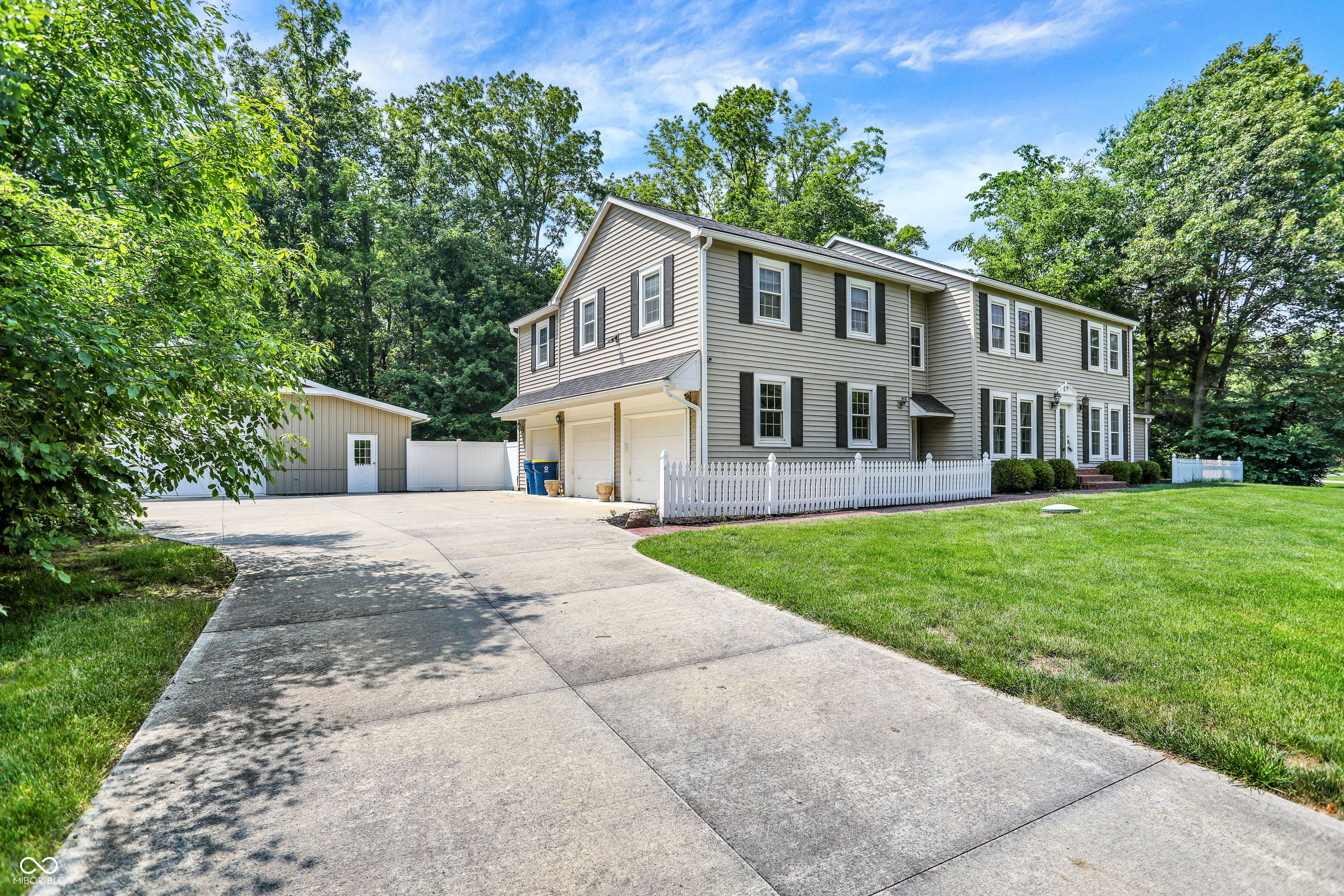 Carmel, Indiana, 46290, United States, 5 Bedrooms Bedrooms, ,4 BathroomsBathrooms,Residential,For Sale,1920865