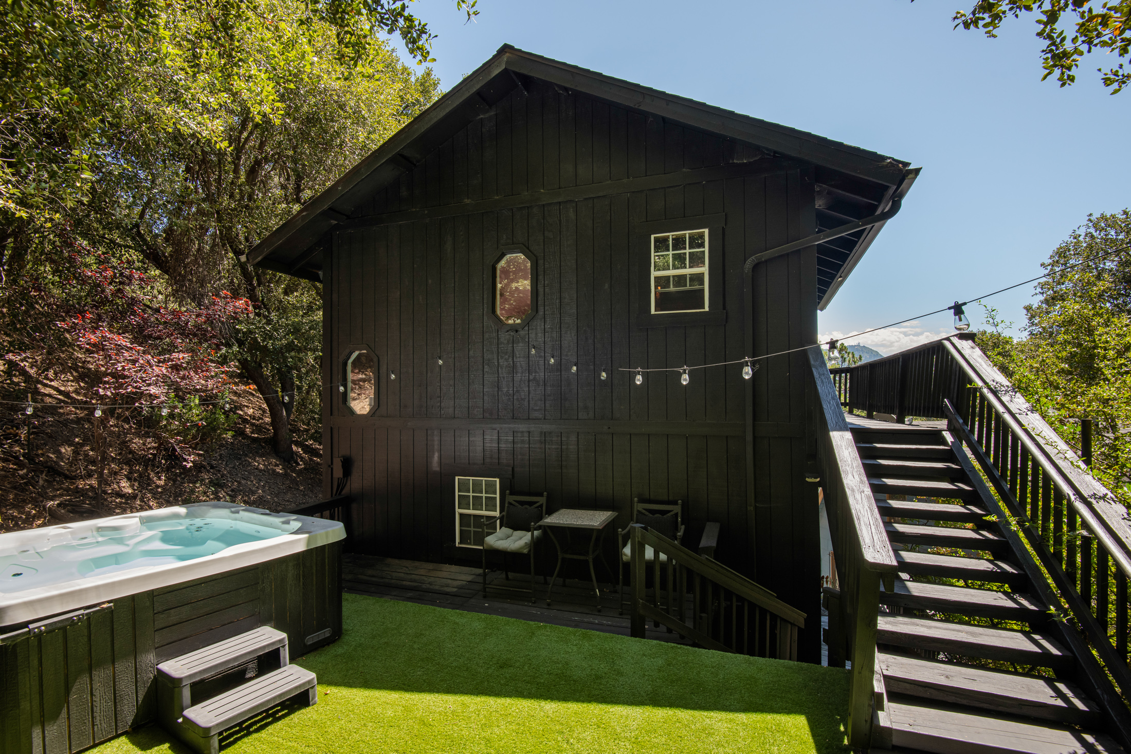  23594 Hillside Drive, Crestline, CA 92325 - 物件實景