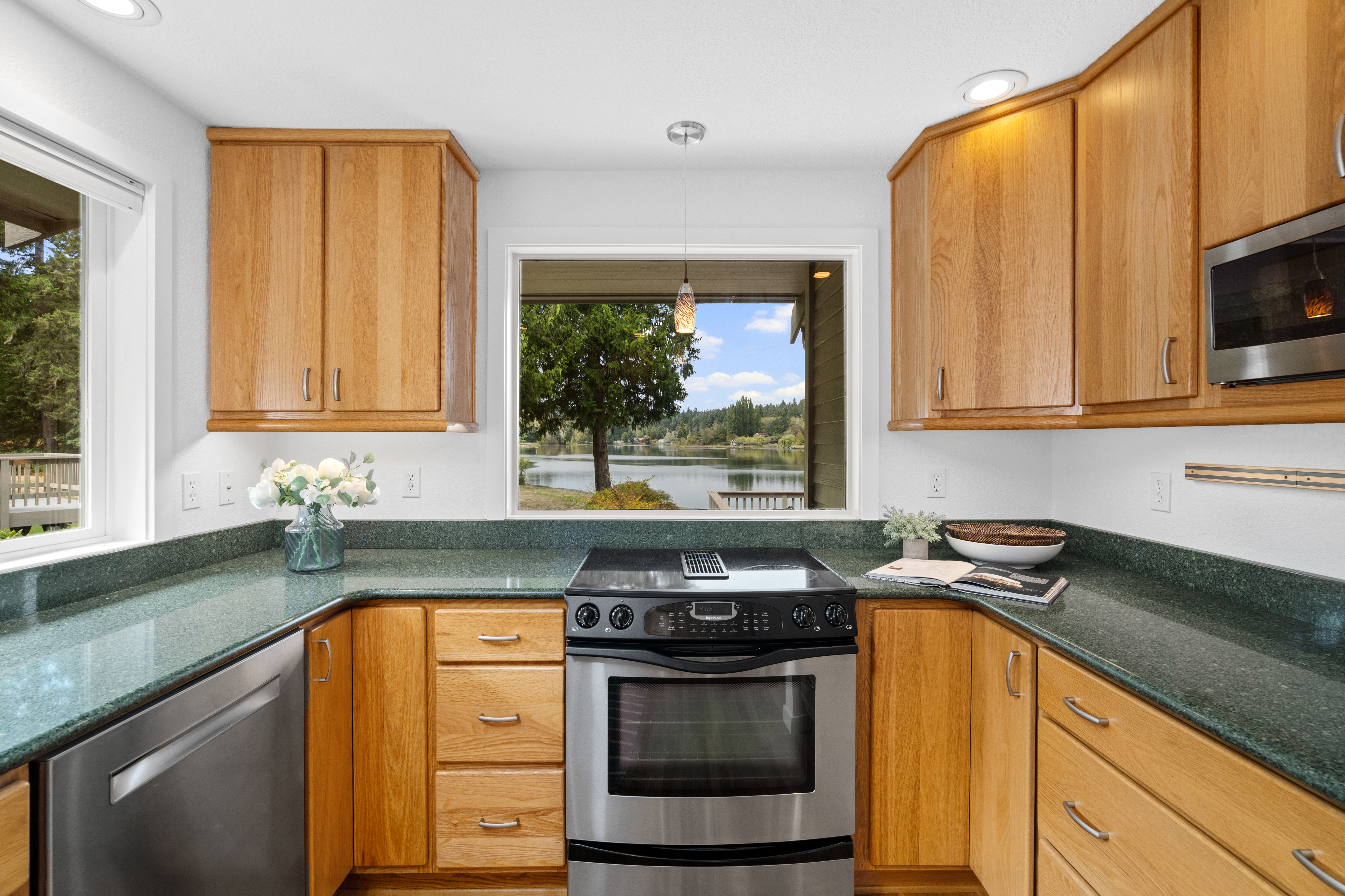  1804 Eagle Harbor Lane NE Unit #4, Bainbridge Island, WA 98110 - 物件實景