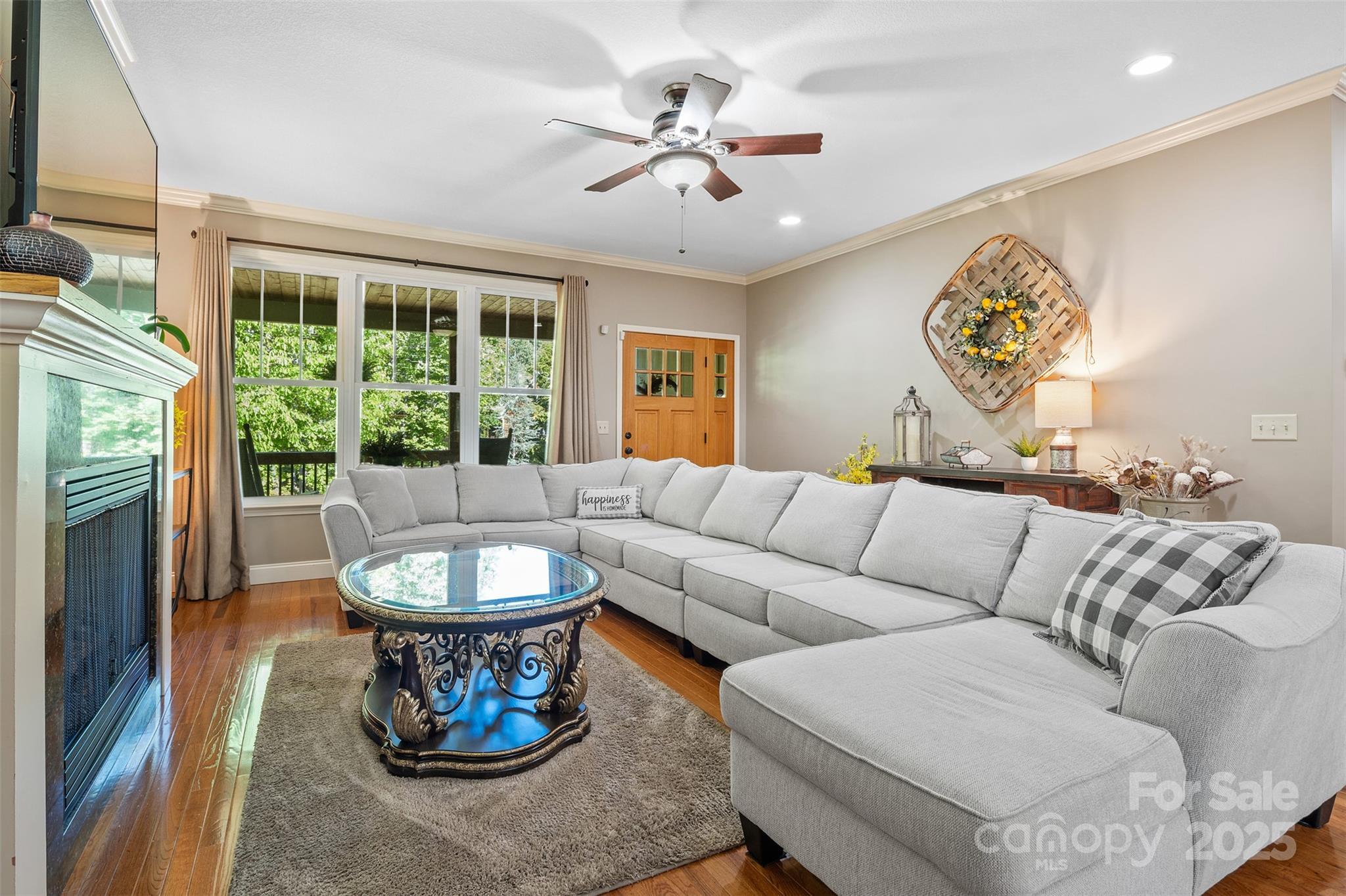 Weaverville, North Carolina, 28787, United States, 4 Bedrooms Bedrooms, ,4 BathroomsBathrooms,Residential,For Sale,1919742