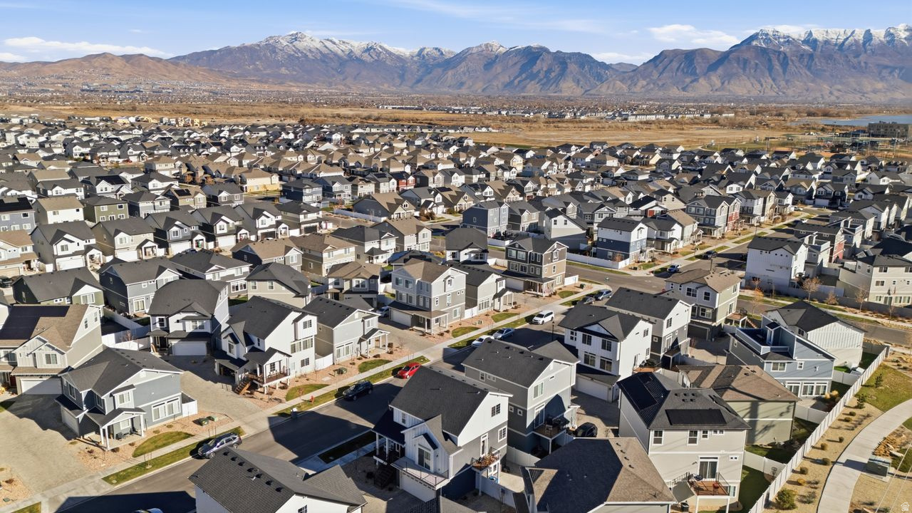 Saratoga Springs, Utah, 84045, United States, 3 Bedrooms Bedrooms, ,3 BathroomsBathrooms,Residential,For Sale,2000847