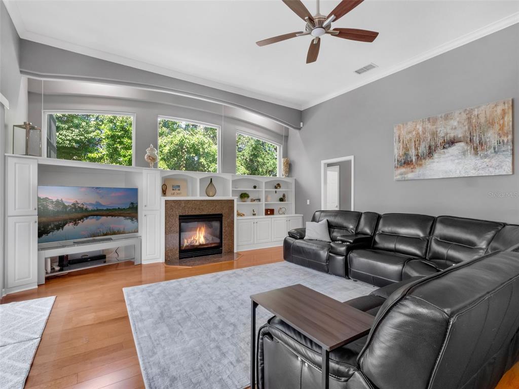 Orlando, Florida, 32819, United States, 5 Bedrooms Bedrooms, ,4 BathroomsBathrooms,Residential,For Sale,1934646