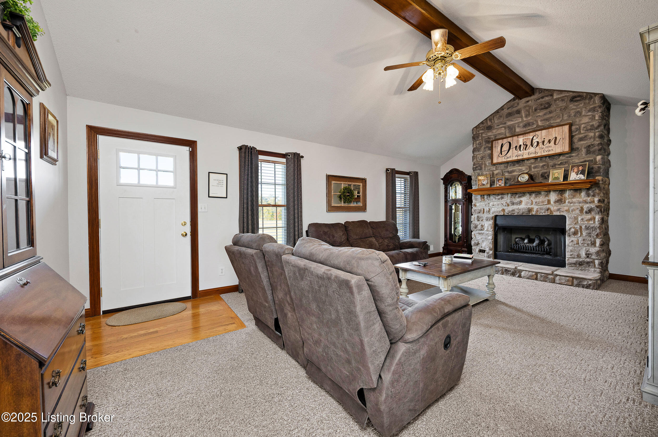 Coxs Creek, Kentucky, 40013, United States, 3 Bedrooms Bedrooms, ,3 BathroomsBathrooms,Residential,For Sale,2000776