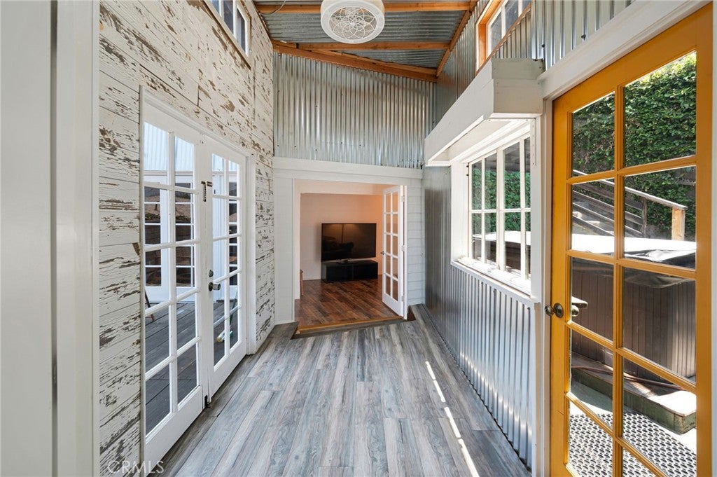 Los Angeles, California, 90031, United States, 3 Bedrooms Bedrooms, ,2 BathroomsBathrooms,Residential,For Sale,1862945