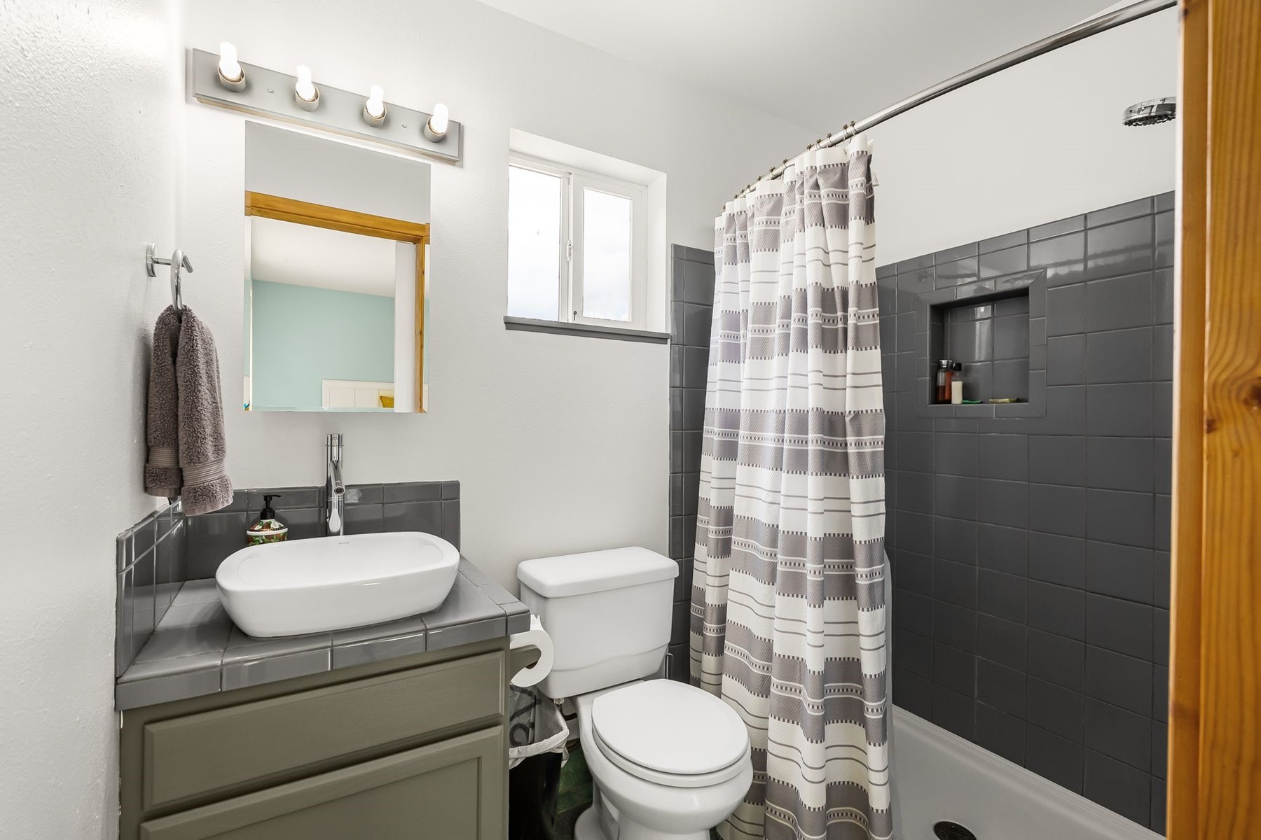  Sagle Multi-Generational - 物件實景