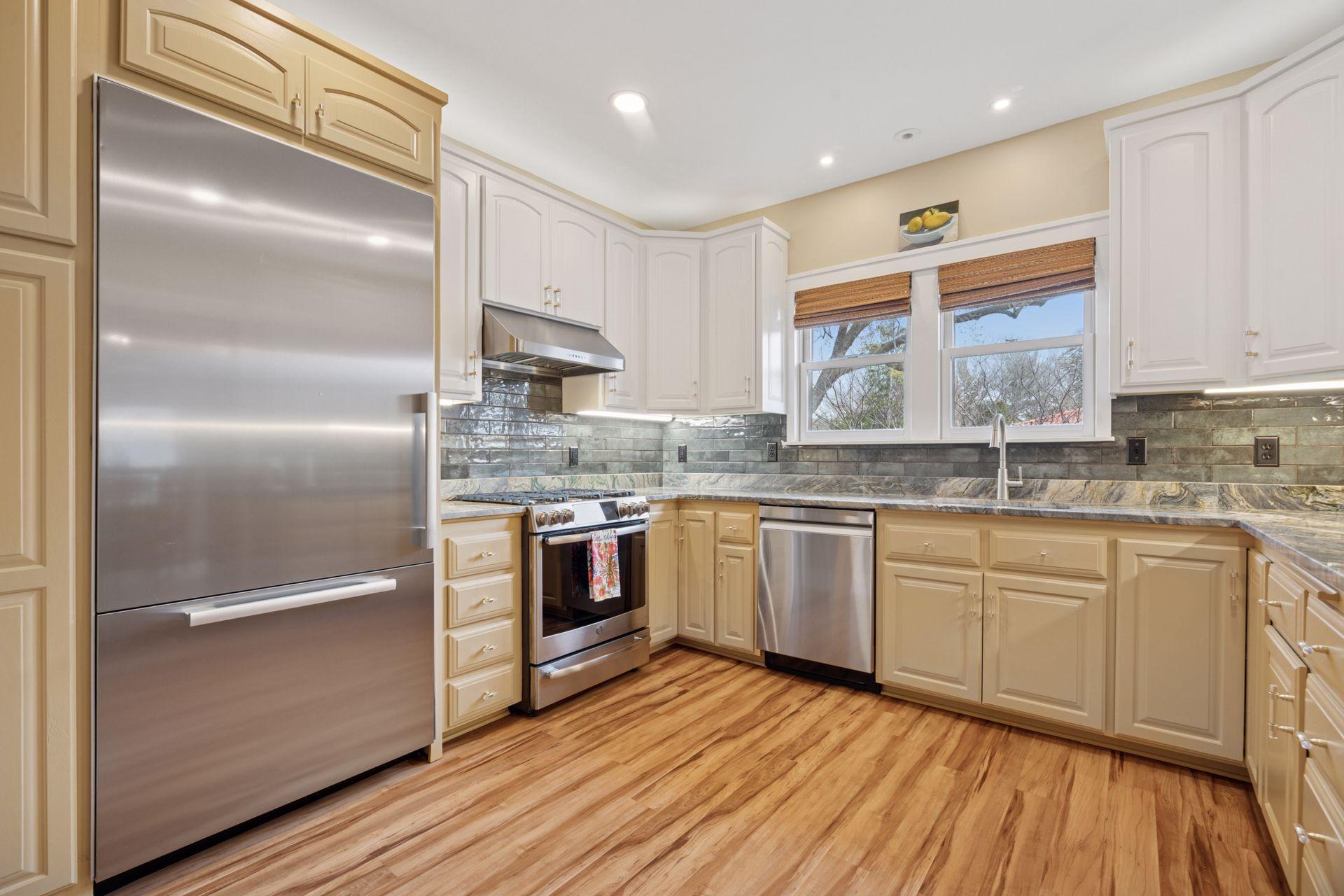 Saint Paul, Minnesota, 55105, United States, 5 Bedrooms Bedrooms, ,3 BathroomsBathrooms,Residential,For Sale,1767572