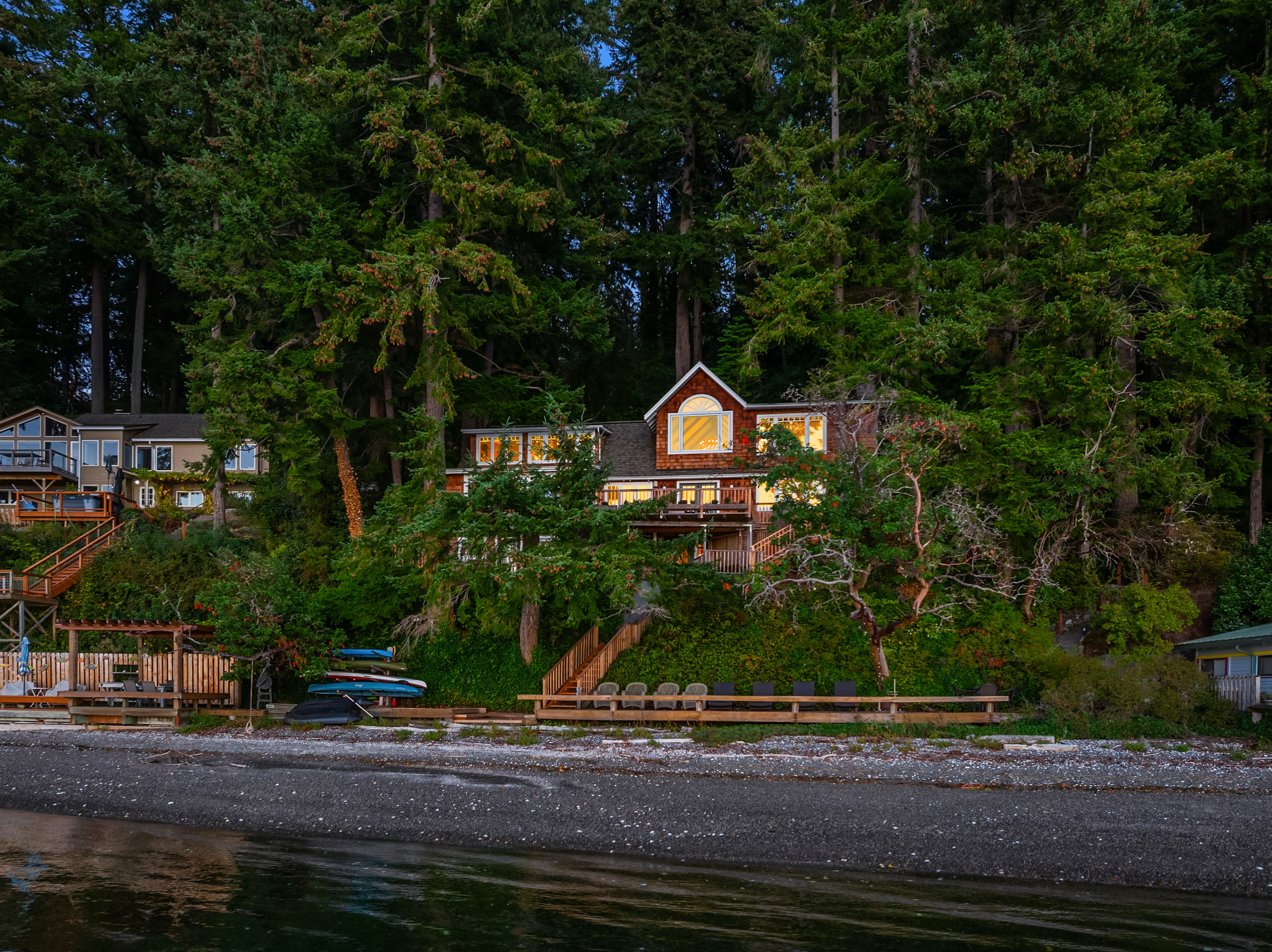  8405 Hansen Road Northeast, Bainbridge Island, WA 98110 - 物件實景