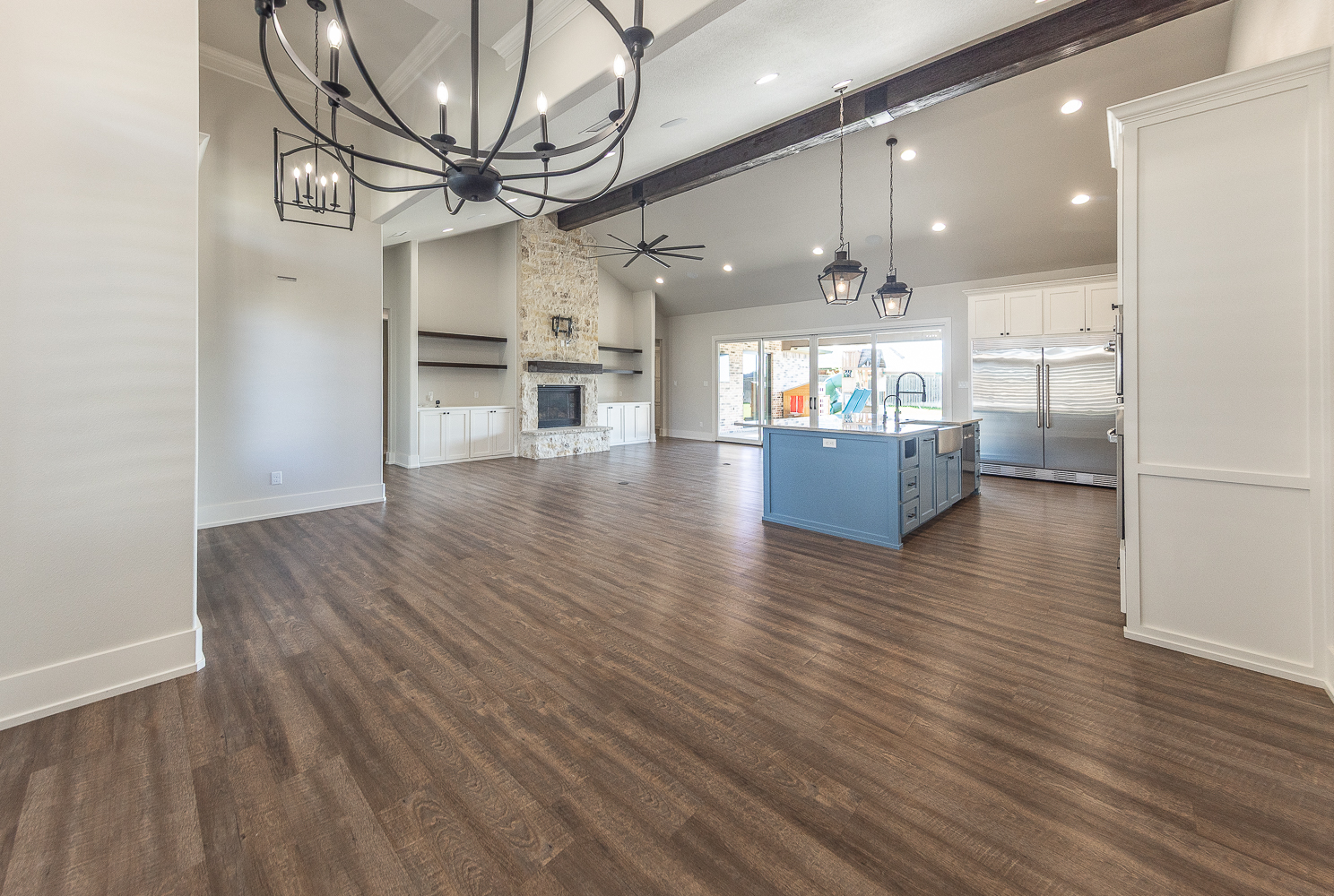 Lubbock, Texas, 79424, United States, 4 Bedrooms Bedrooms, ,5 BathroomsBathrooms,Residential,For Sale,1901517