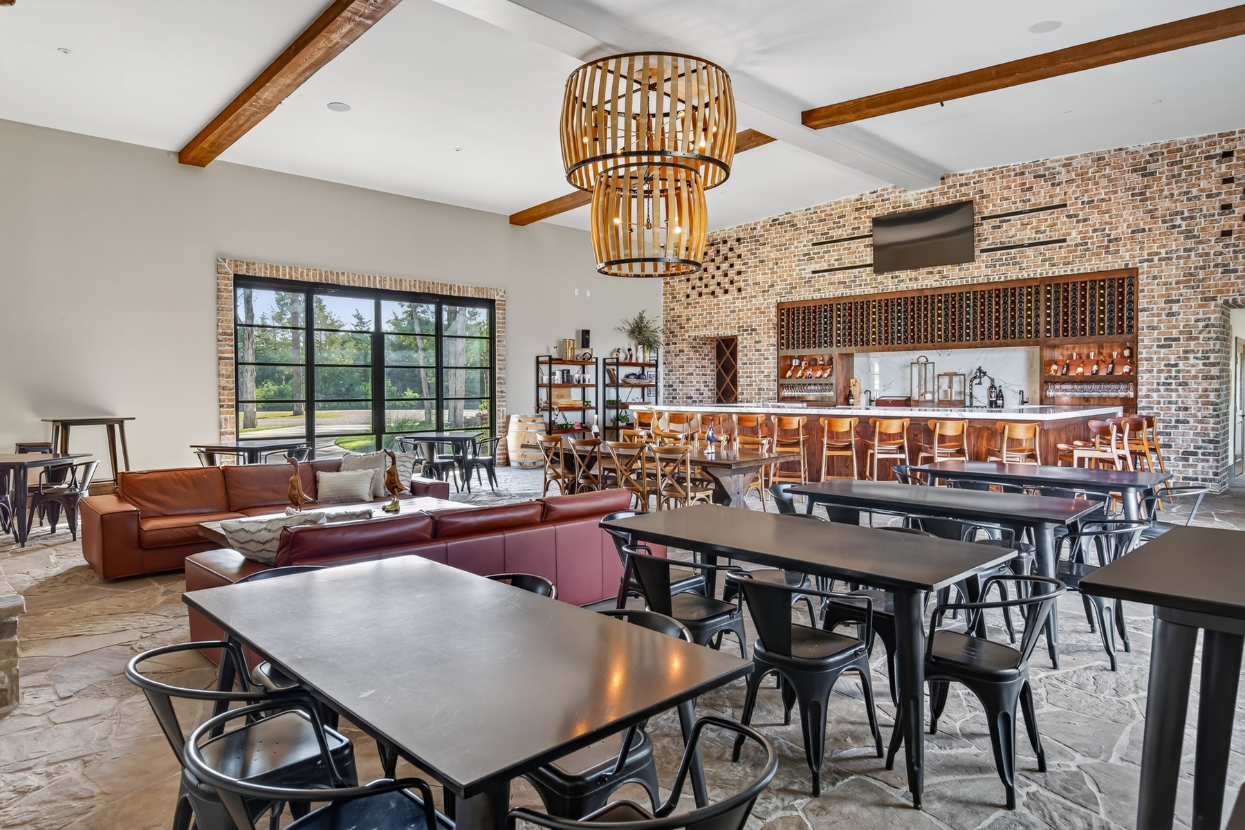  25200A Bernard Road, New Ulm, TX, 78950 - 物件實景