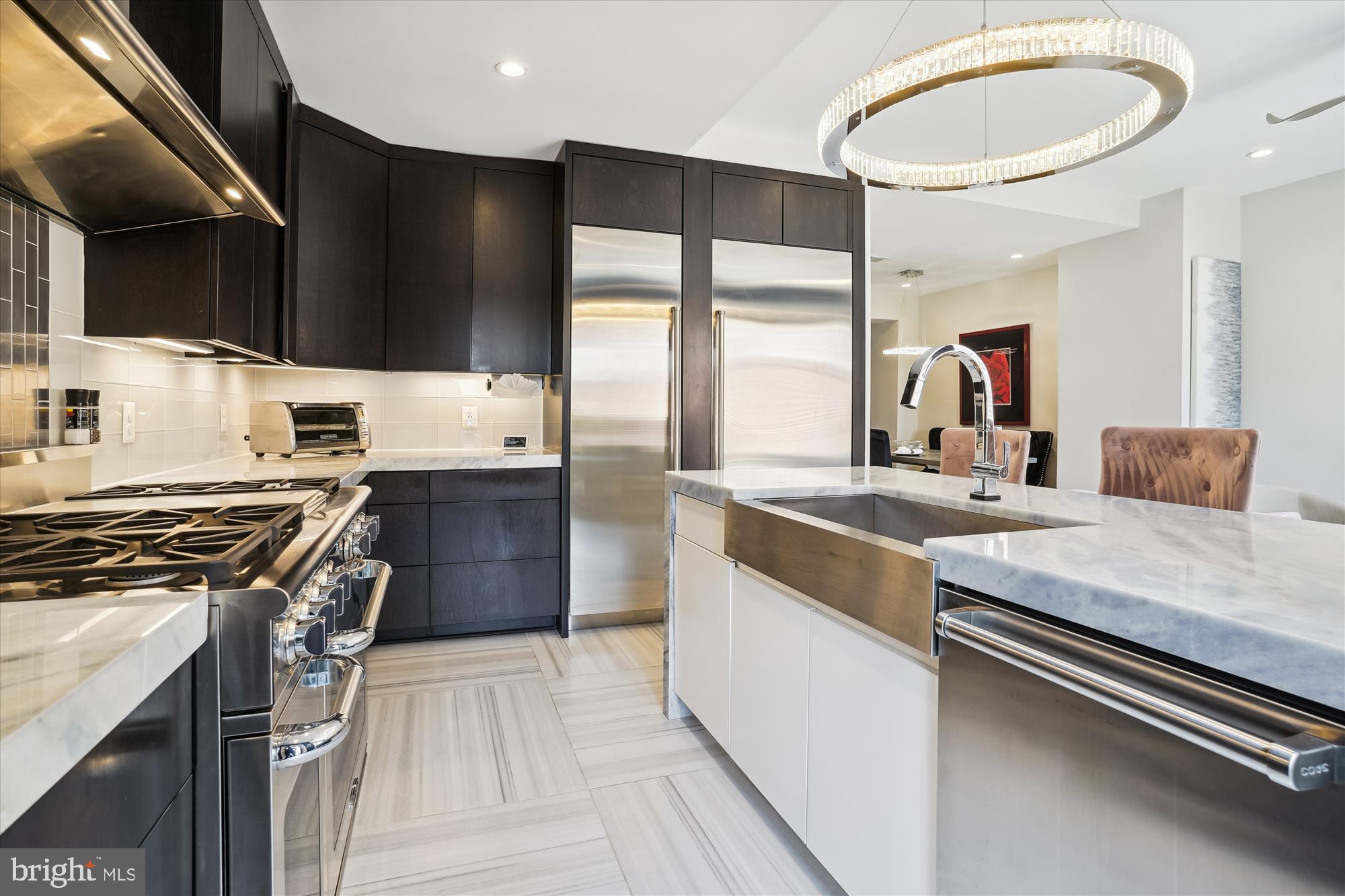 Alexandria, Virginia, 22314, United States, 3 Bedrooms Bedrooms, ,4 BathroomsBathrooms,Residential,For Sale,1936981