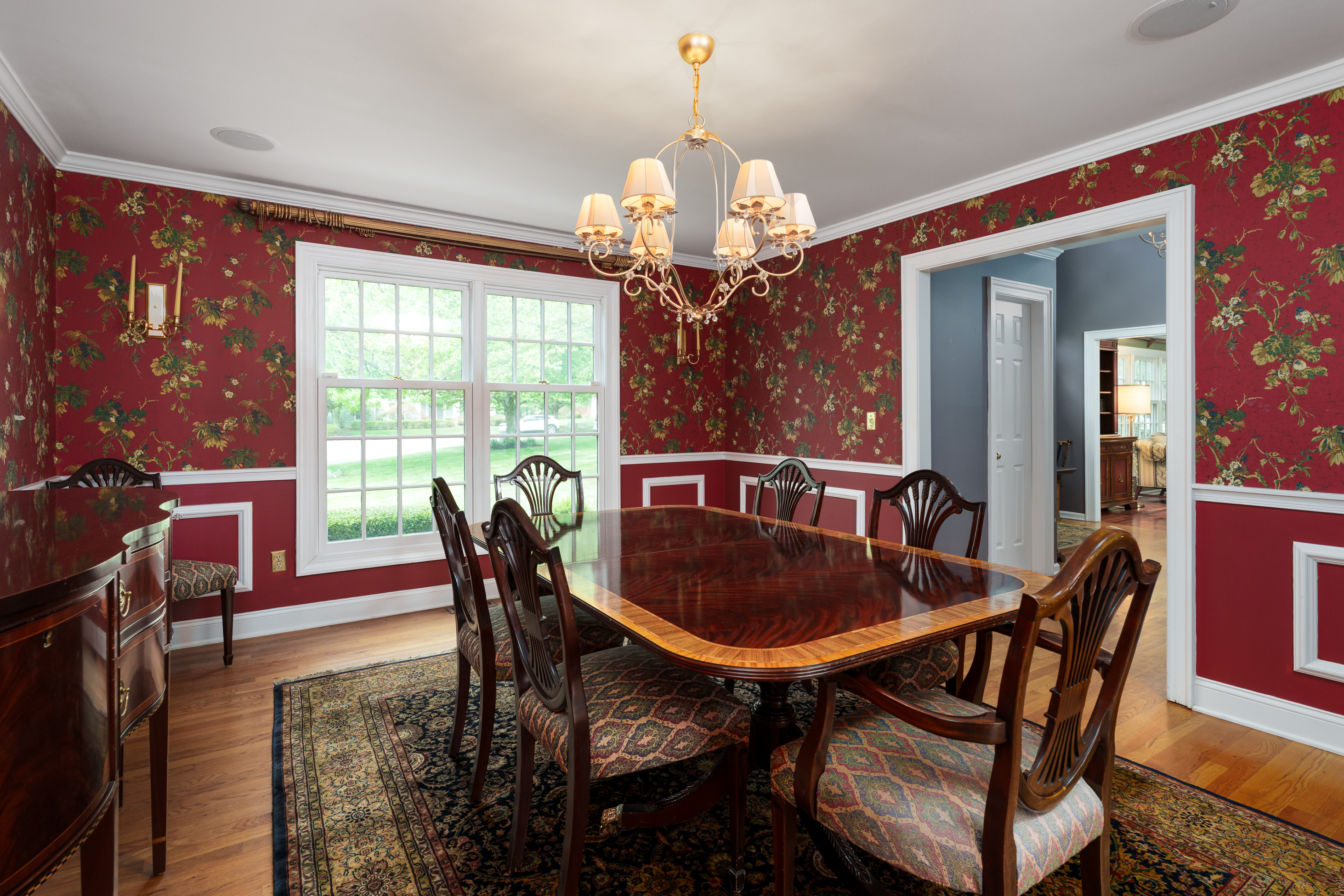  Kingsbrook Cul-de-Sac Home With 5 Bedrooms and a Finished Basement - 物件實景