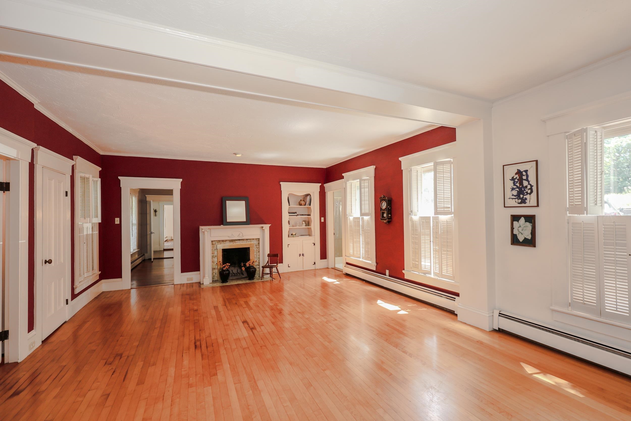 Goffstown, New Hampshire, 03045, United States, 4 Bedrooms Bedrooms, ,4 BathroomsBathrooms,Residential,For Sale,1901331