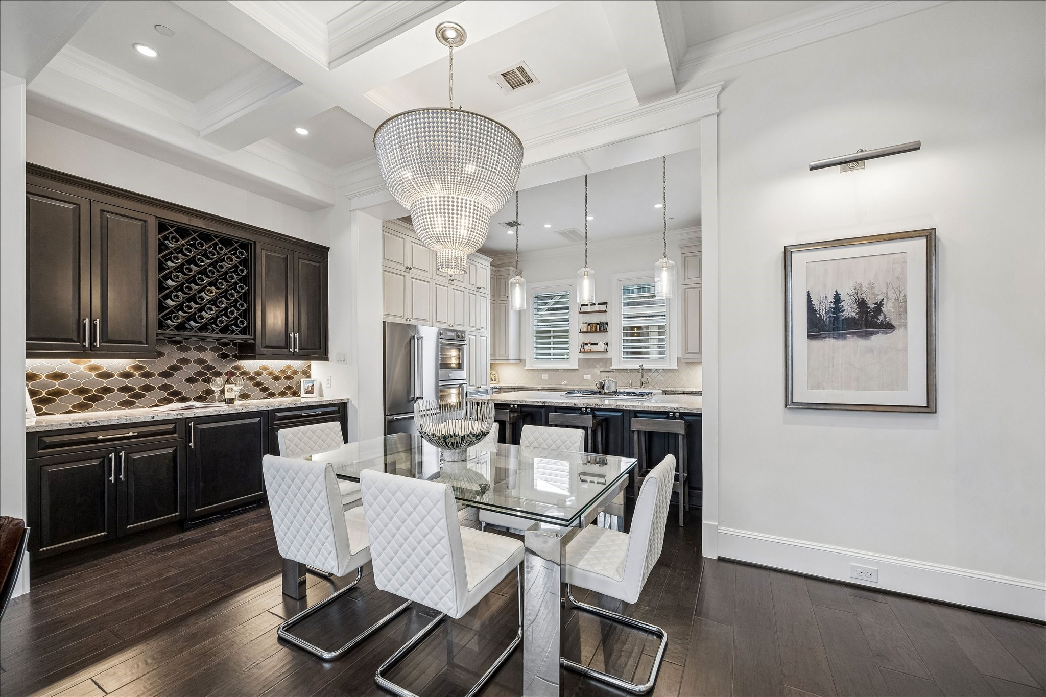  326 W 18th Street - 物件實景