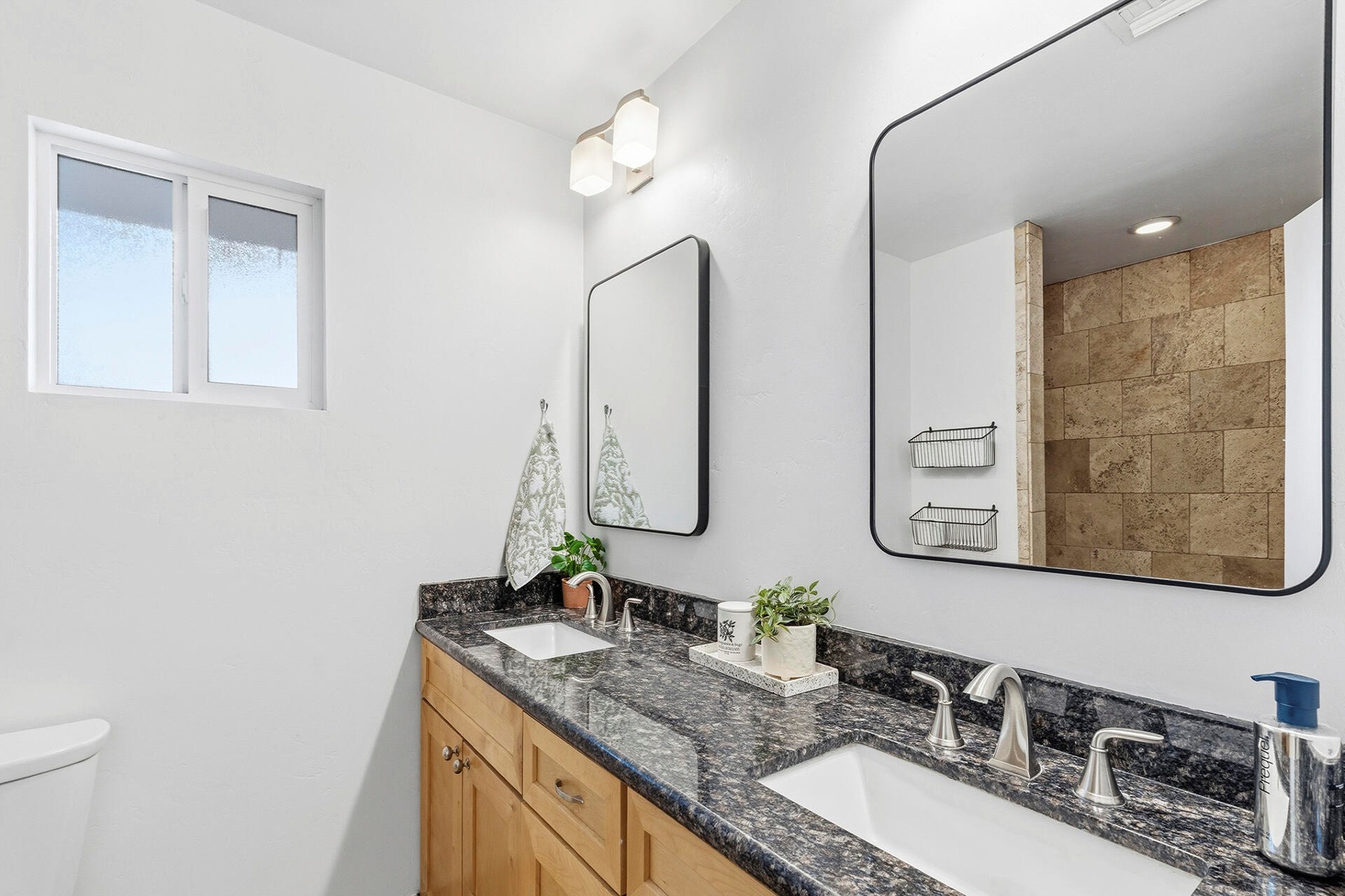  6804 N 11th Street  Phoenix, AZ - 物件實景