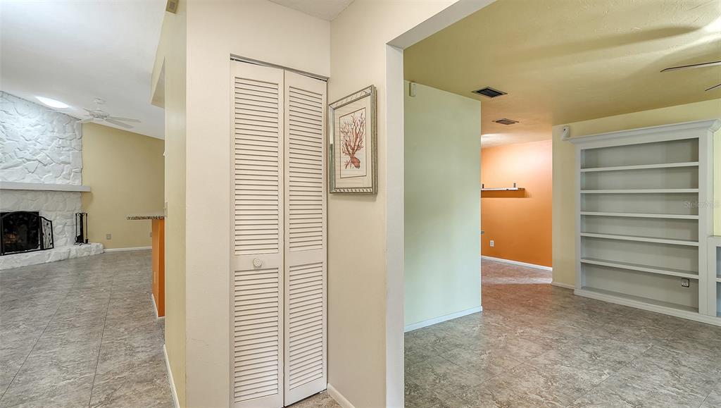 Bradenton, Florida, 34209, United States, 3 Bedrooms Bedrooms, ,2 BathroomsBathrooms,Residential,For Sale,2001818