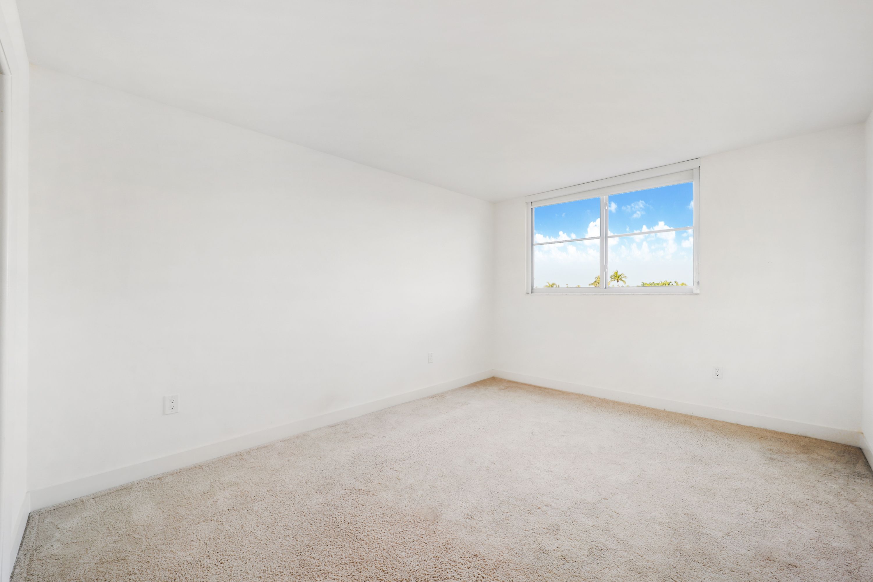  210 Sea View Dr, Key Biscayne, FL, 33149 - 物件實景