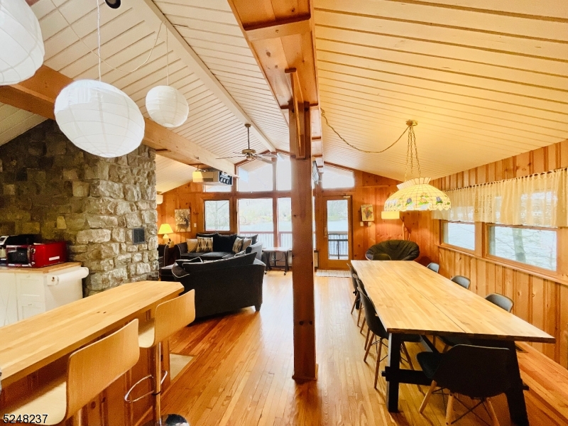 Vernon, New Jersey, 07422, United States, 3 Bedrooms Bedrooms, ,2 BathroomsBathrooms,Residential,For Sale,1851116