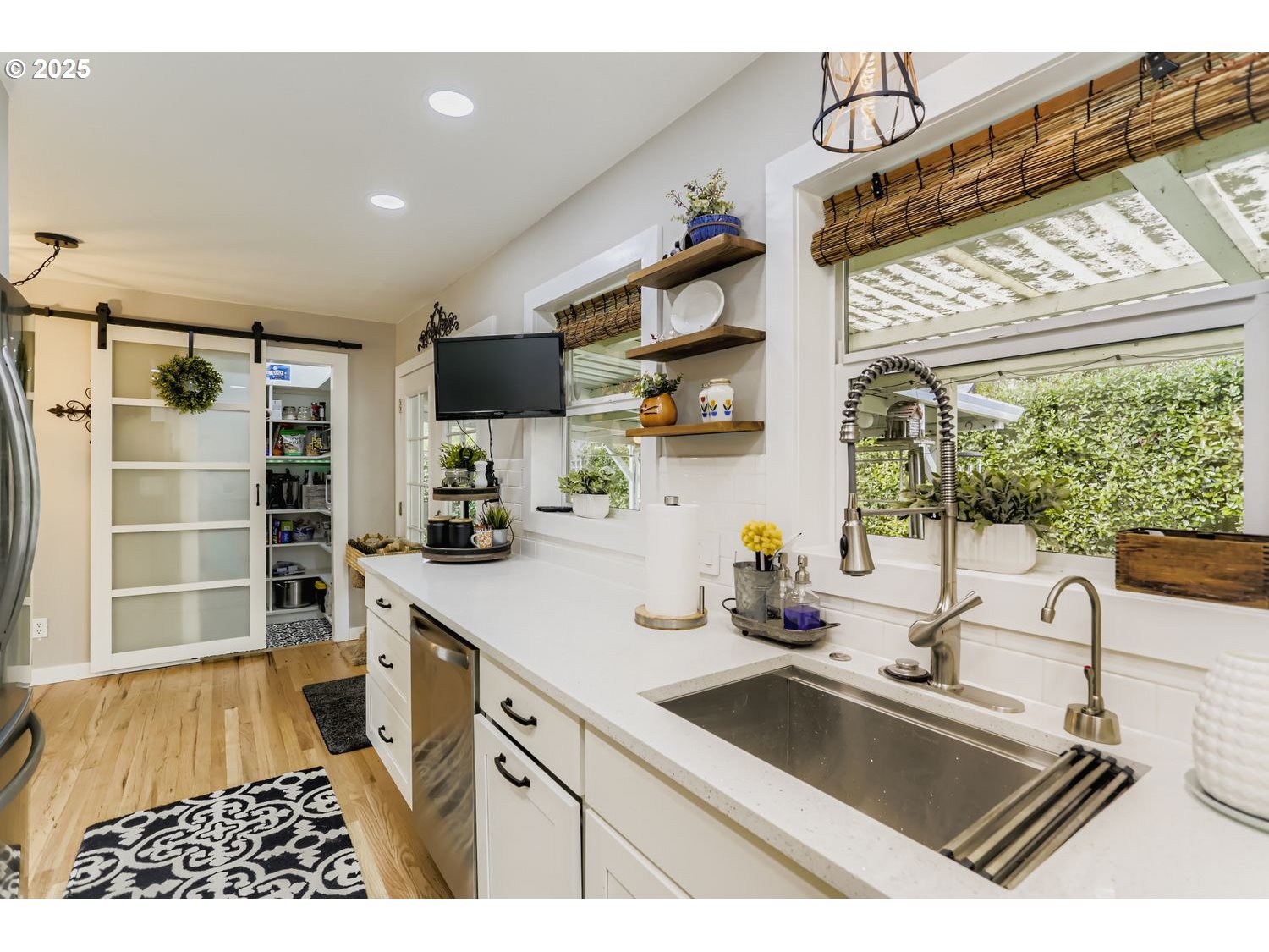 Milwaukie, Oregon, 97267, United States, 4 Bedrooms Bedrooms, ,2 BathroomsBathrooms,Residential,For Sale,1973771