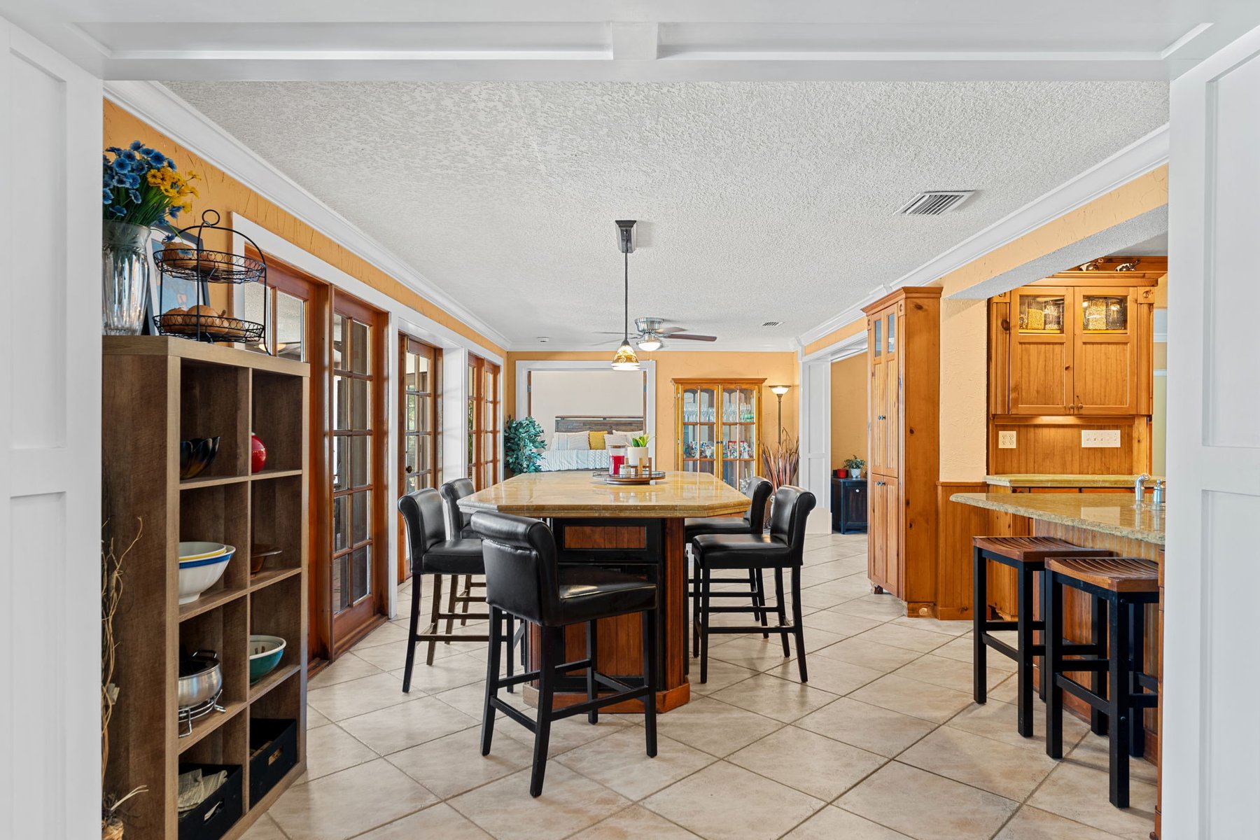  240 Deland Avenue, Indialantic, FL, 32903 - 物件實景