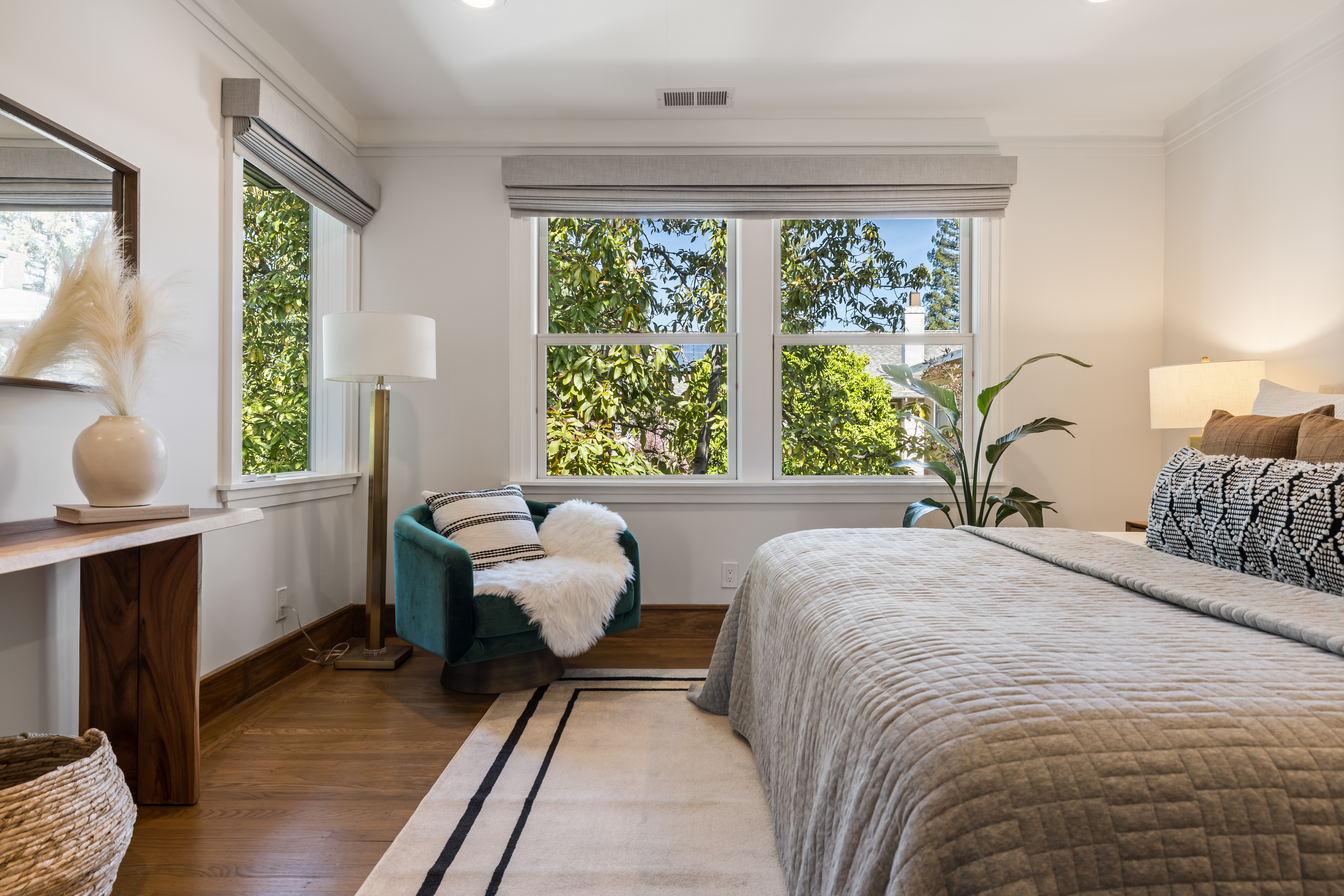  Timbre Architects Reimagined Elmwood Craftsman with Stunning Modern Design - 物件實景