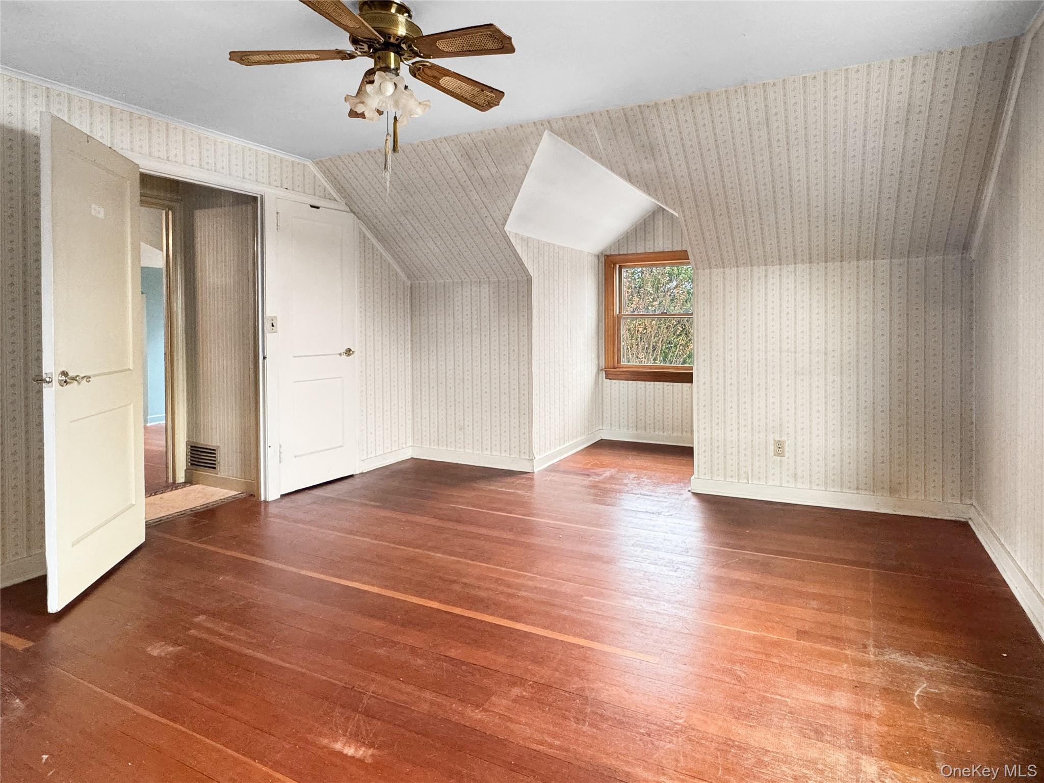 Greenport, New York, 11944, United States, 3 Bedrooms Bedrooms, ,1 BathroomBathrooms,Residential,For Sale,1992448