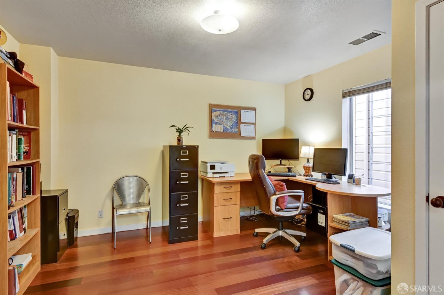 San Francisco, California, 94124, United States, 3 Bedrooms Bedrooms, ,2 BathroomsBathrooms,Residential,For Sale,1997310