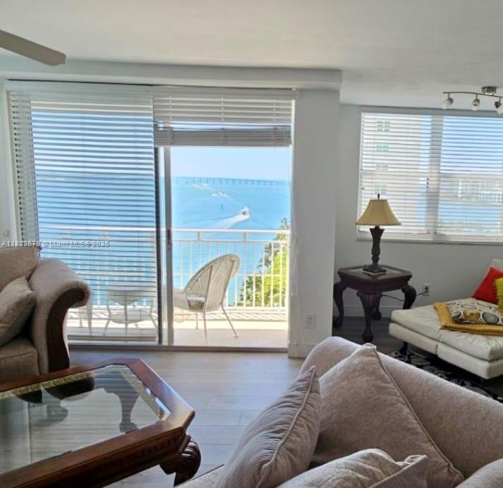 Miami, Florida, 33131, United States, 2 Bedrooms Bedrooms, ,2 BathroomsBathrooms,Residential,For Sale,1827801