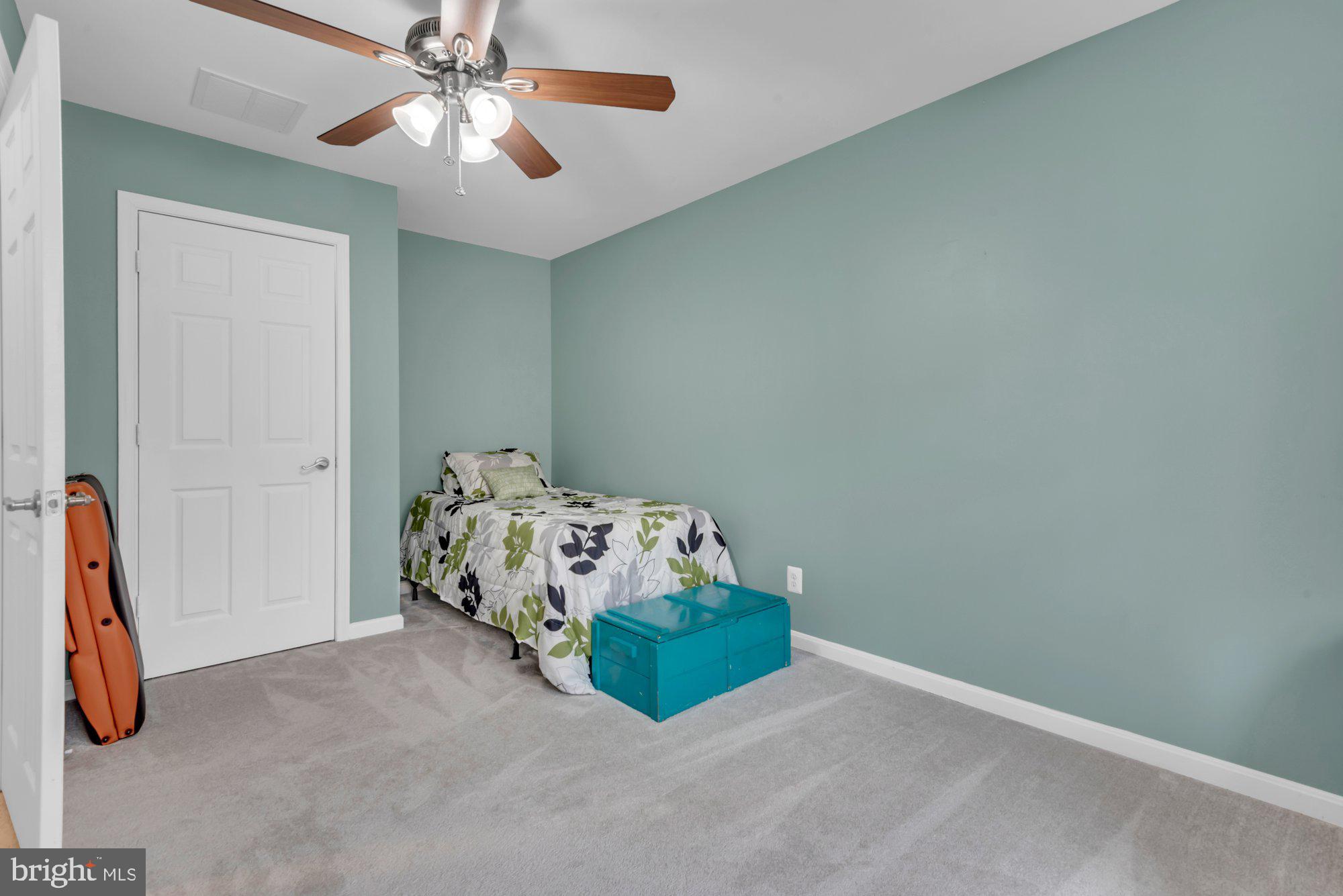 Shady Side, Maryland, 20764, United States, 4 Bedrooms Bedrooms, ,3 BathroomsBathrooms,Residential,For Sale,2011668