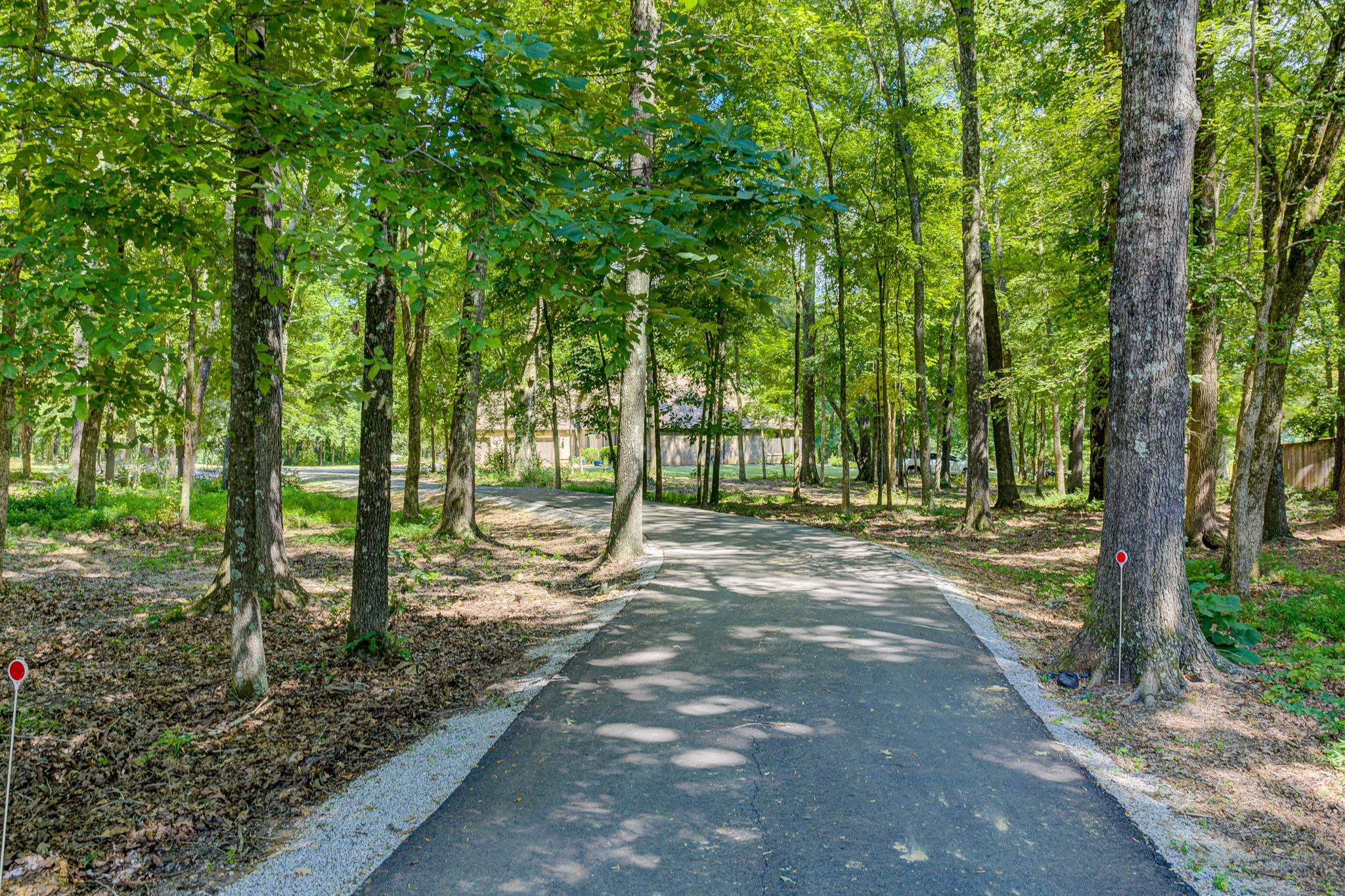 Rossville, Tennessee, 38066, United States, 4 Bedrooms Bedrooms, ,3 BathroomsBathrooms,Residential,For Sale,1901873