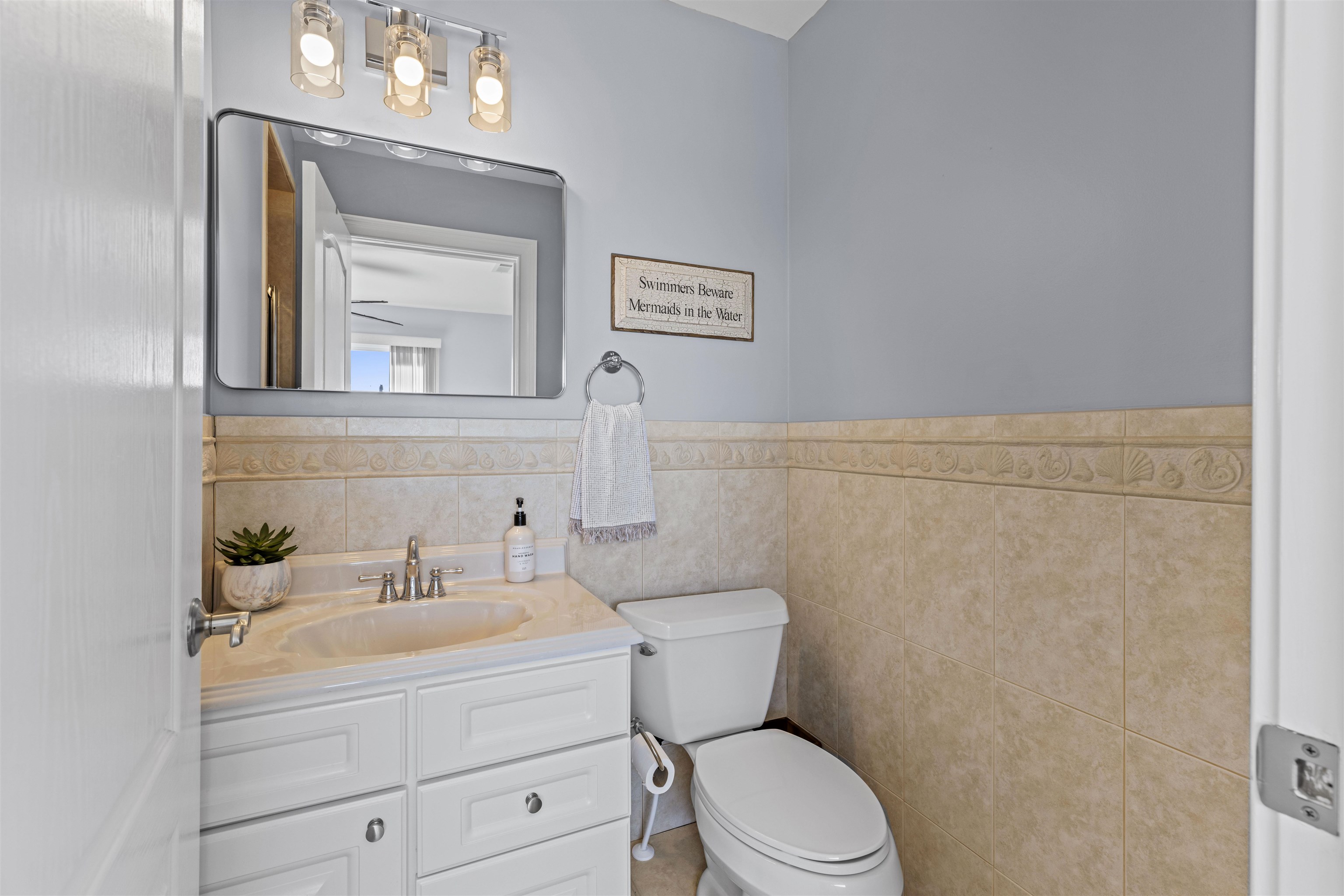 North Wildwood, New Jersey, 08260, United States, 6 Bedrooms Bedrooms, ,4 BathroomsBathrooms,Residential,For Sale,1981521