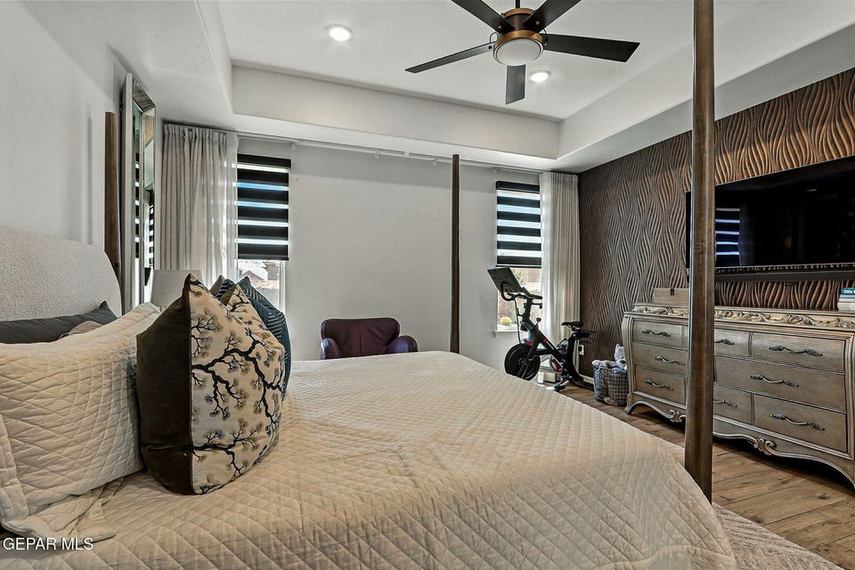 El Paso, Texas, 79932, United States, 5 Bedrooms Bedrooms, ,2 BathroomsBathrooms,Residential,For Sale,1915339